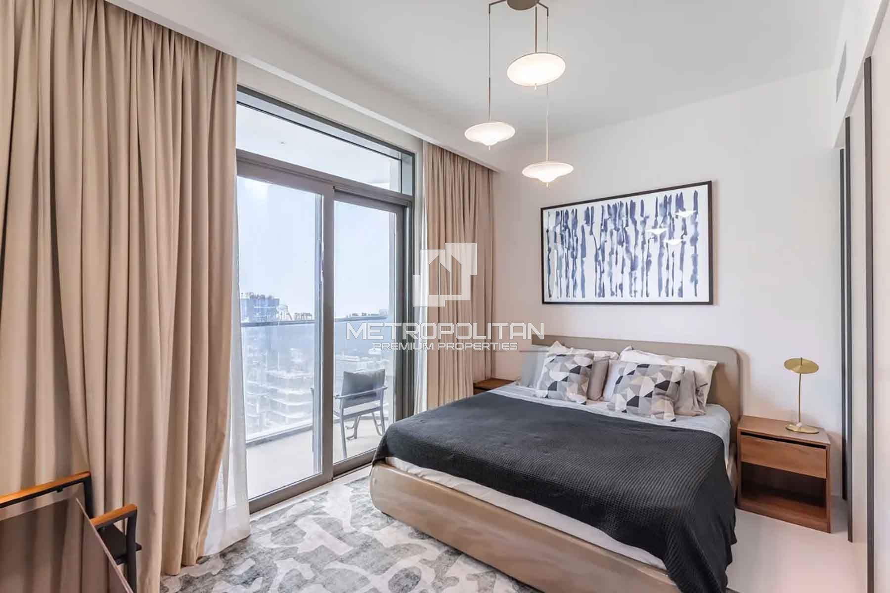 Palm and Marina View I Vacant I Furnished By Emaar photo-8