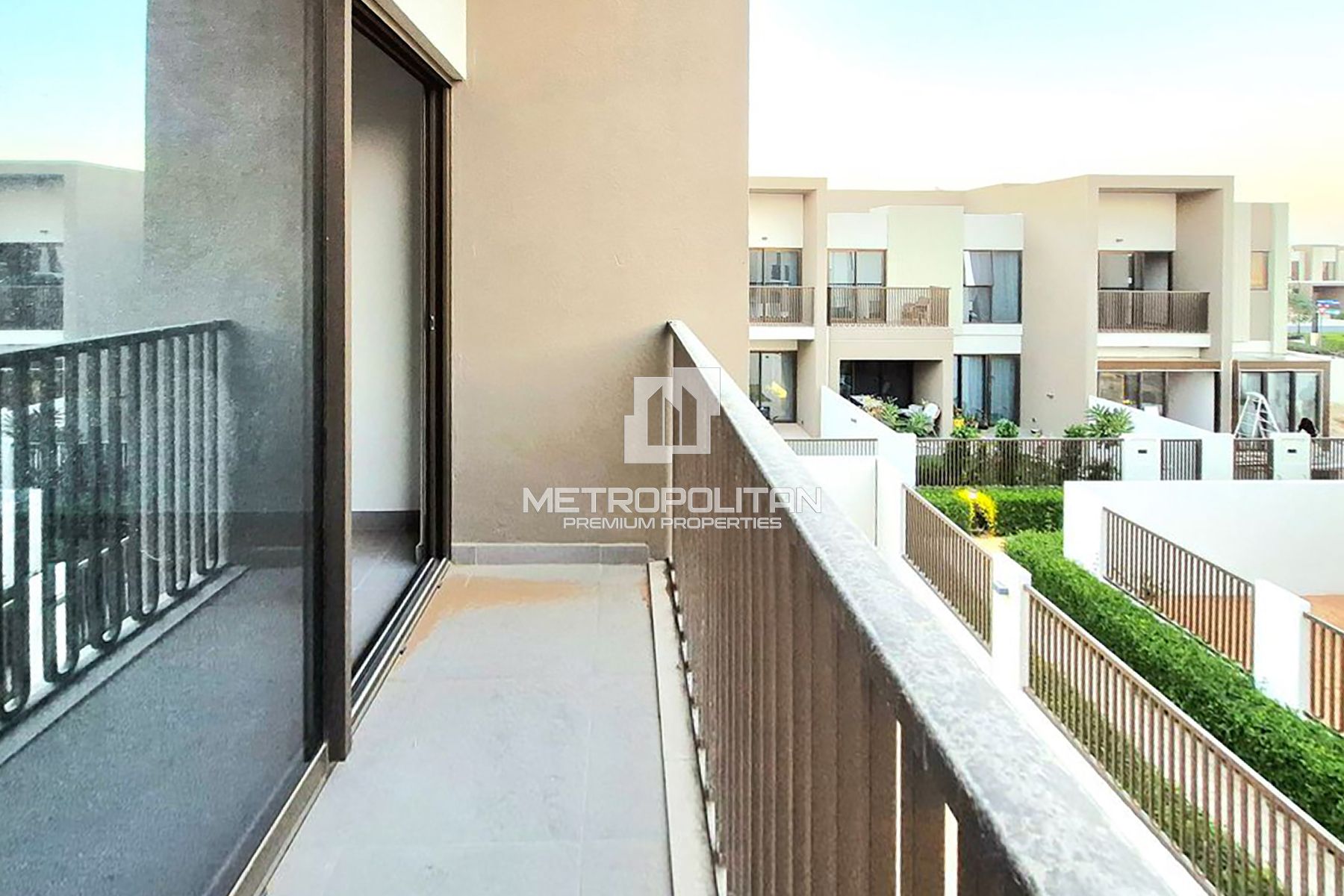 Large Corner Plot | Brand New | Ready to Move in photo-12