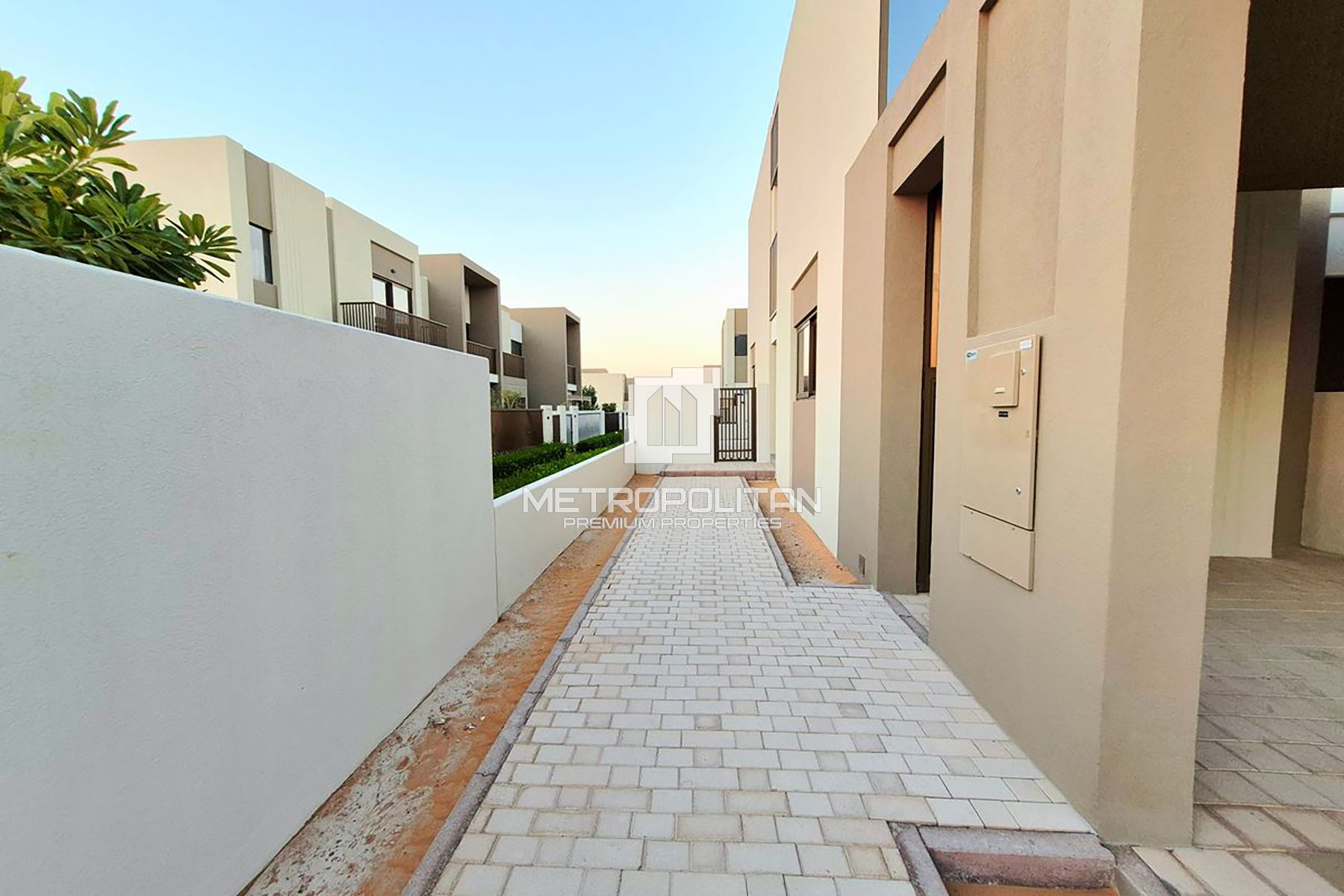 Large Corner Plot | Brand New | Ready to Move in photo-18