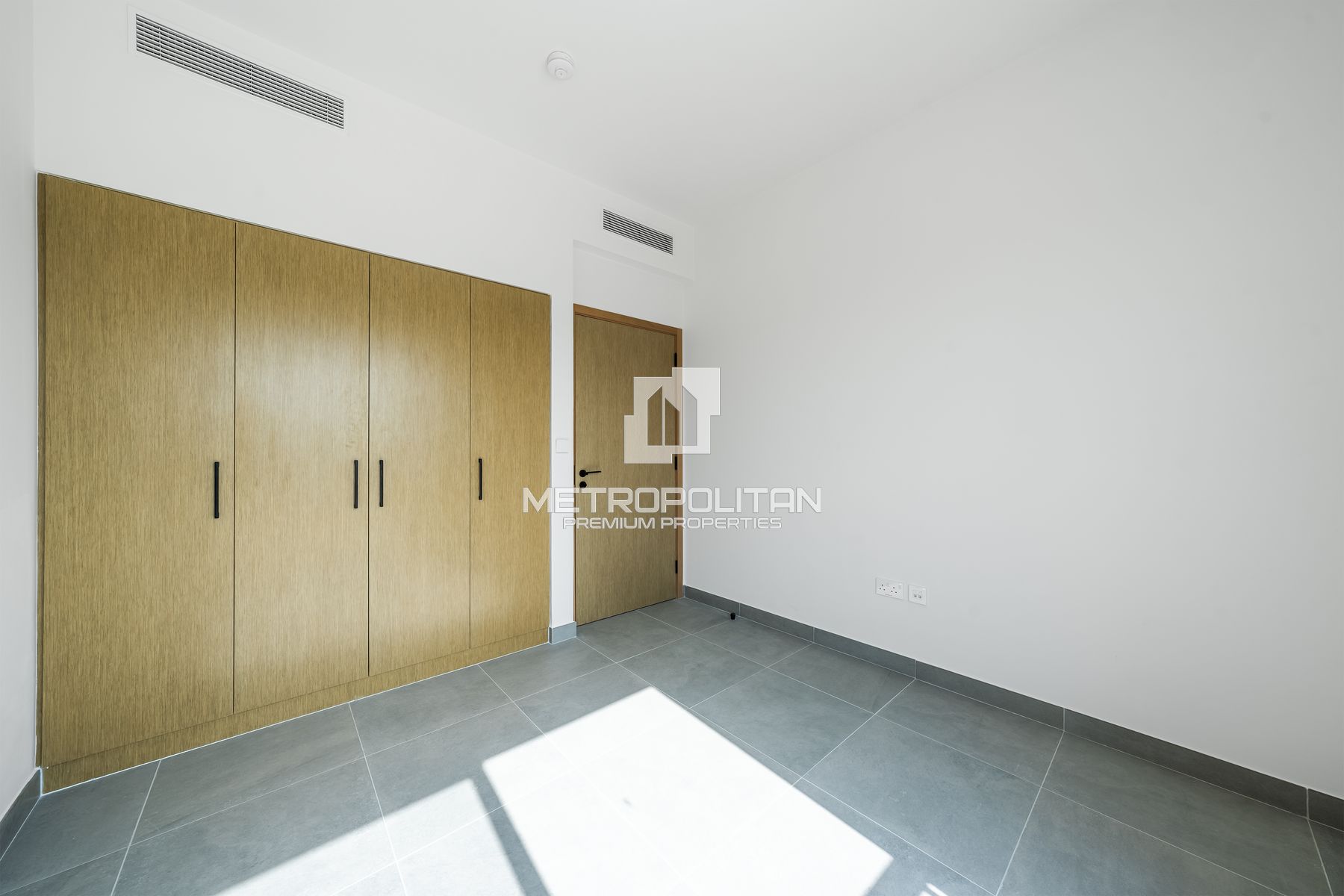 Villa 4 chambres à vendre à Dubai Land – MPS-44625 photo-19