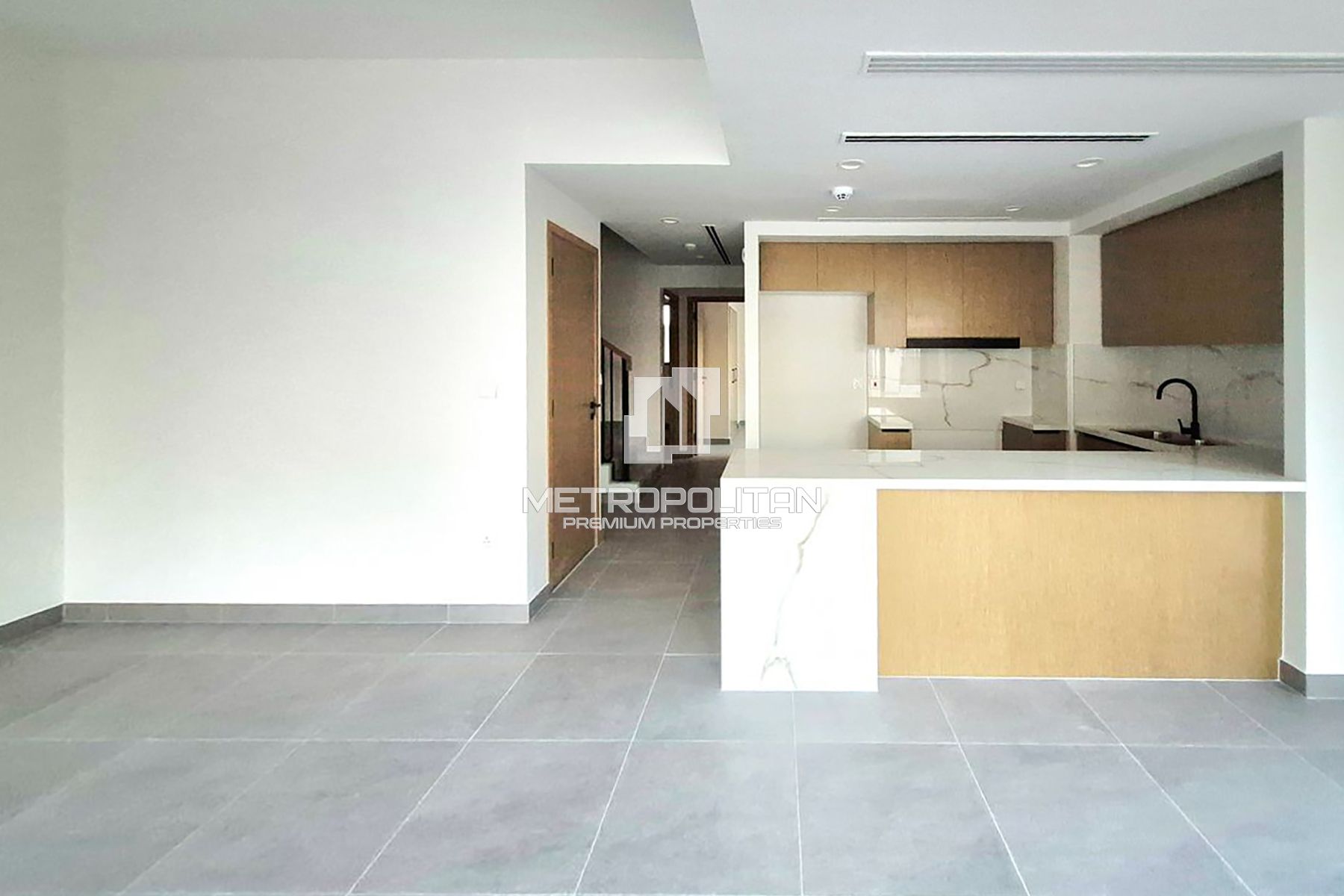 Large Corner Plot | Brand New | Ready to Move in photo-7