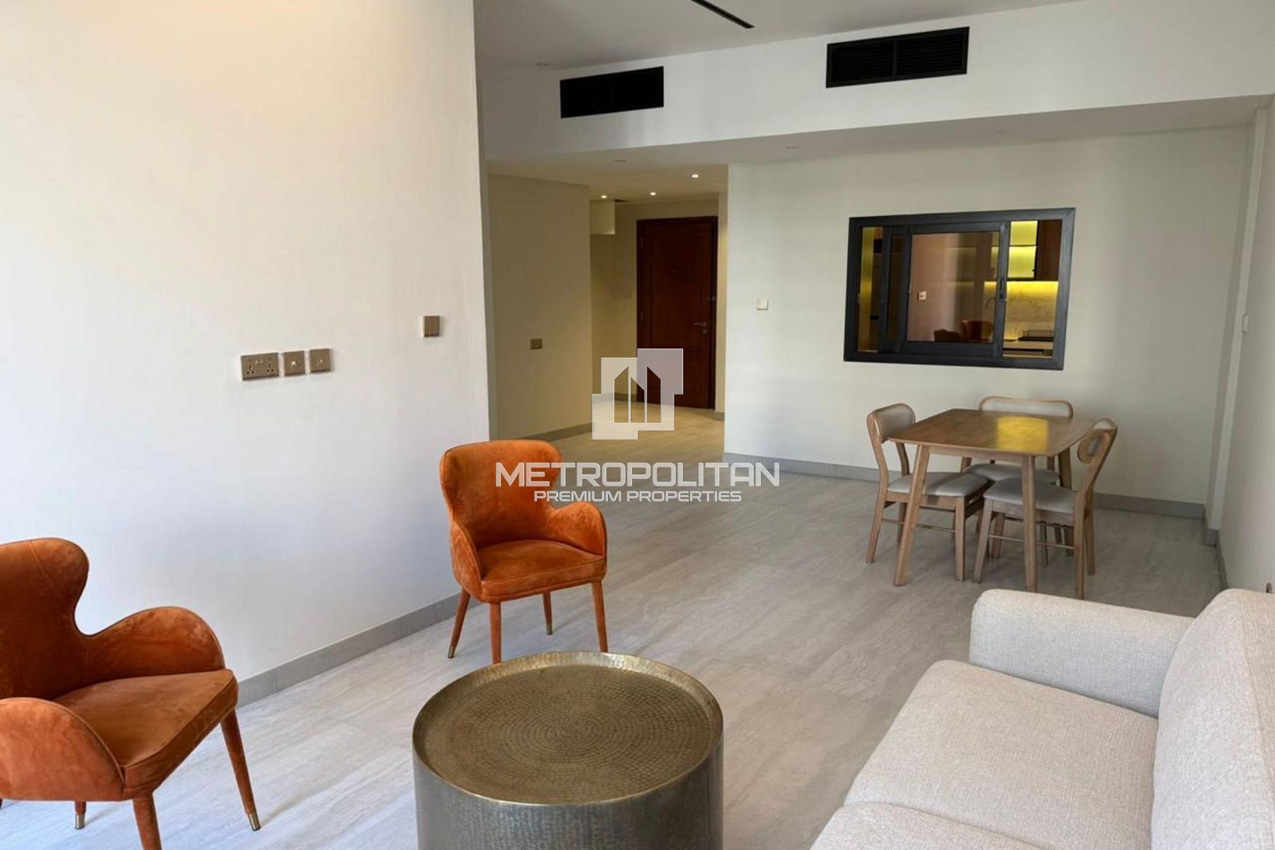 Fully Upgraded 2 Bedrooms | Furnished | Ideal ROI photo-1