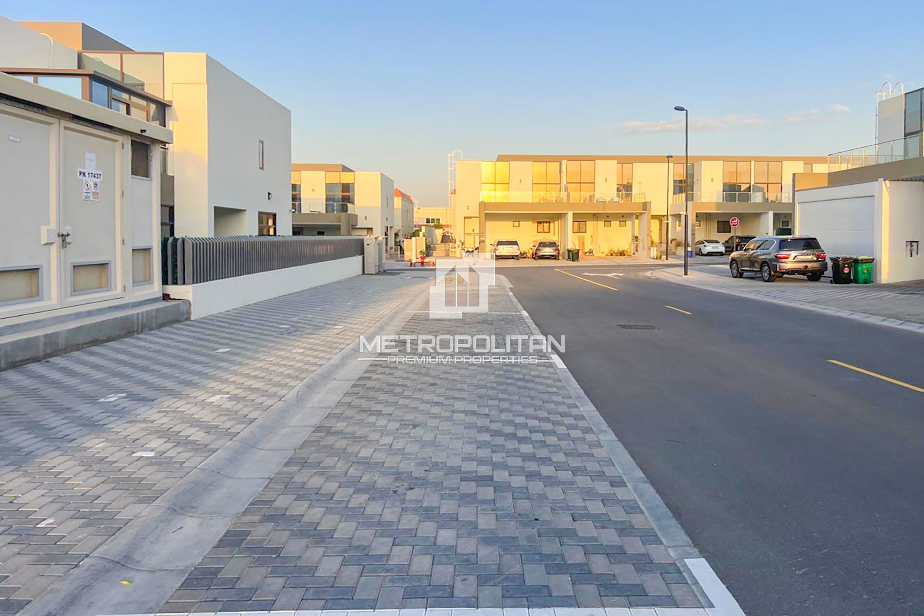 Spacious 4 Beds | Prime Location| Motivated Seller photo-9