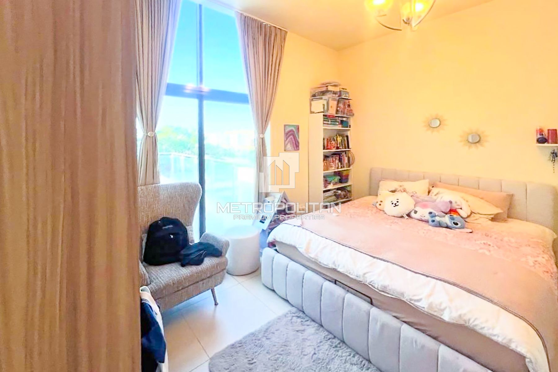 Spacious 4 Beds | Prime Location| Motivated Seller photo-7