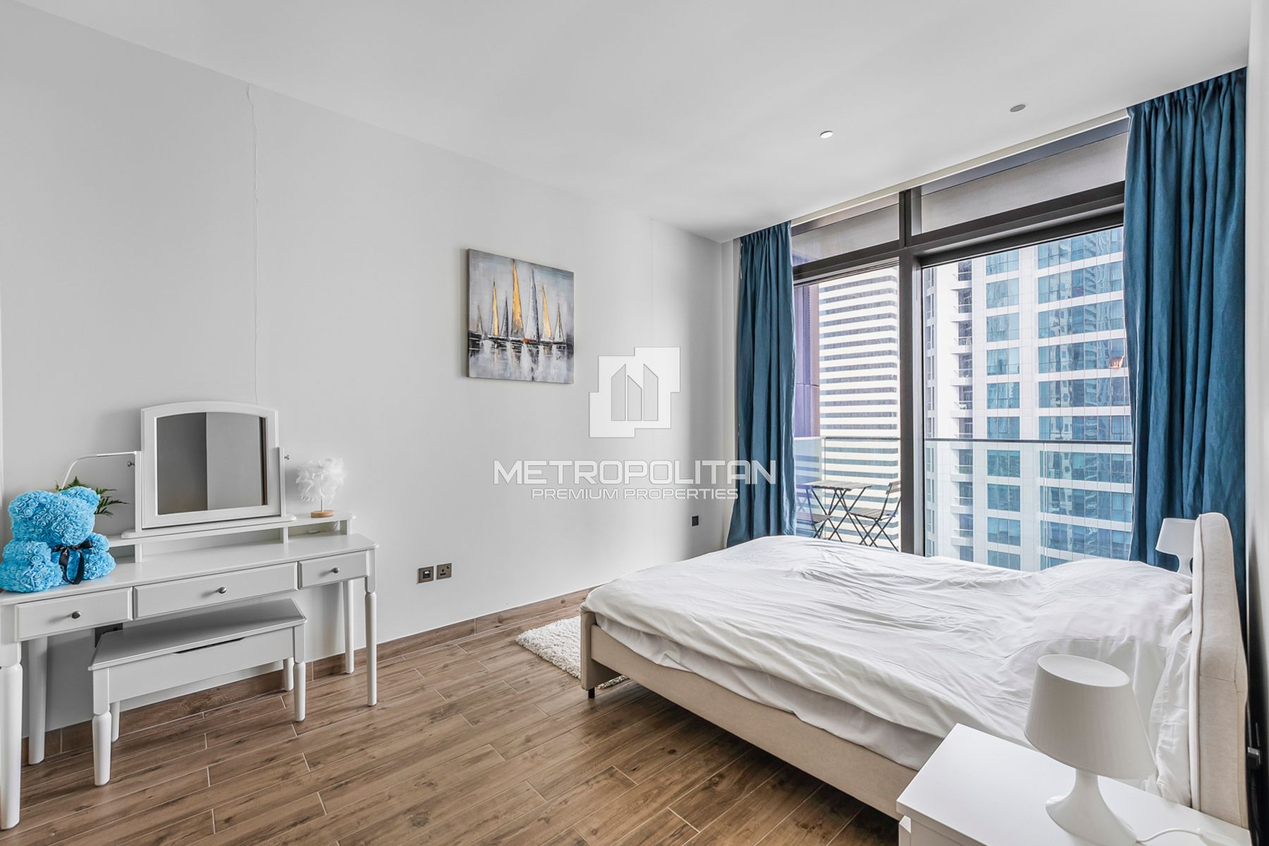 High Floor | Upgraded Unit | Spacious 1 Bed photo-5