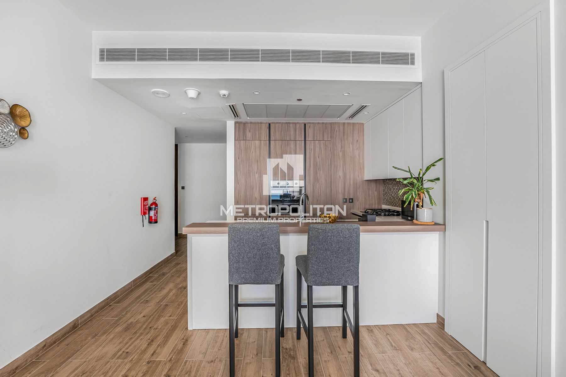 High Floor | Upgraded Unit | Spacious 1 Bed photo-18