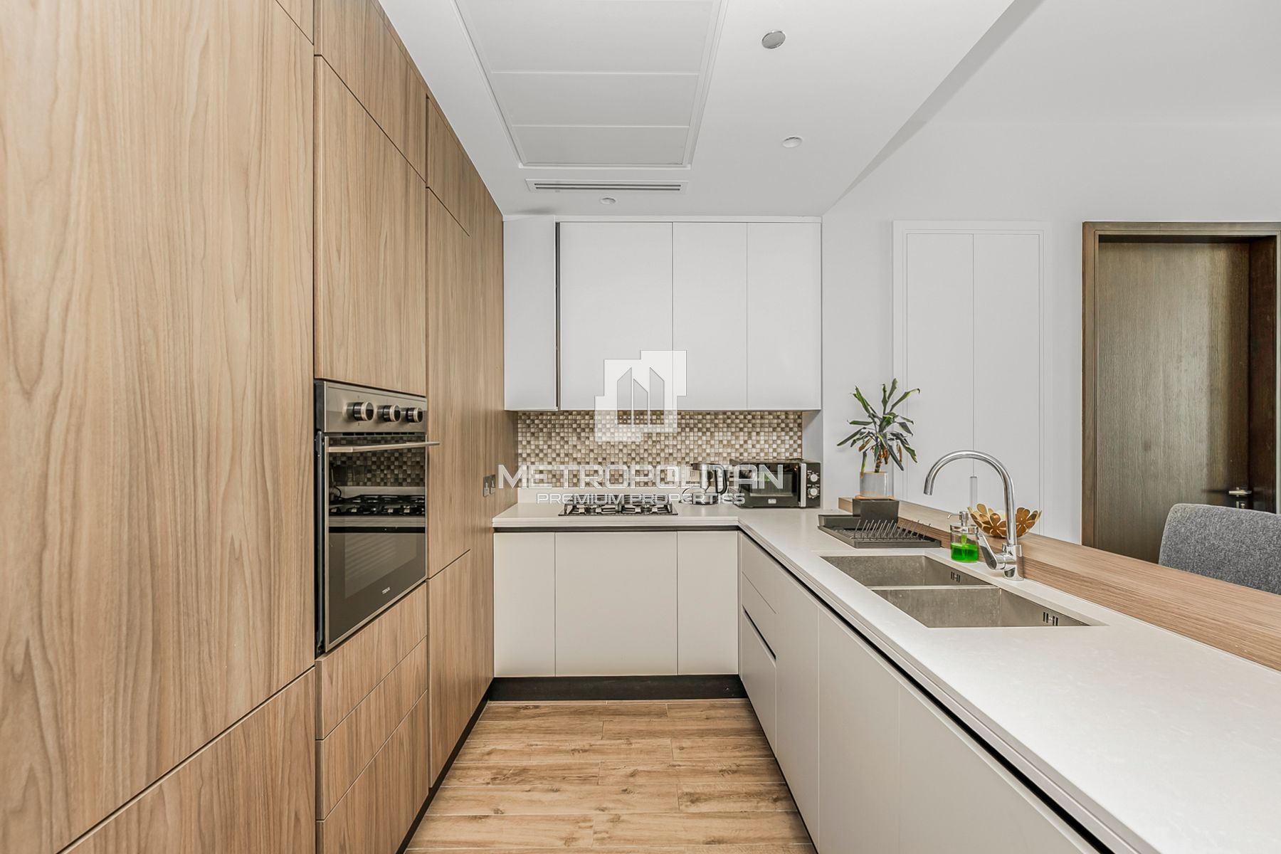 High Floor | Upgraded Unit | Spacious 1 Bed photo-21