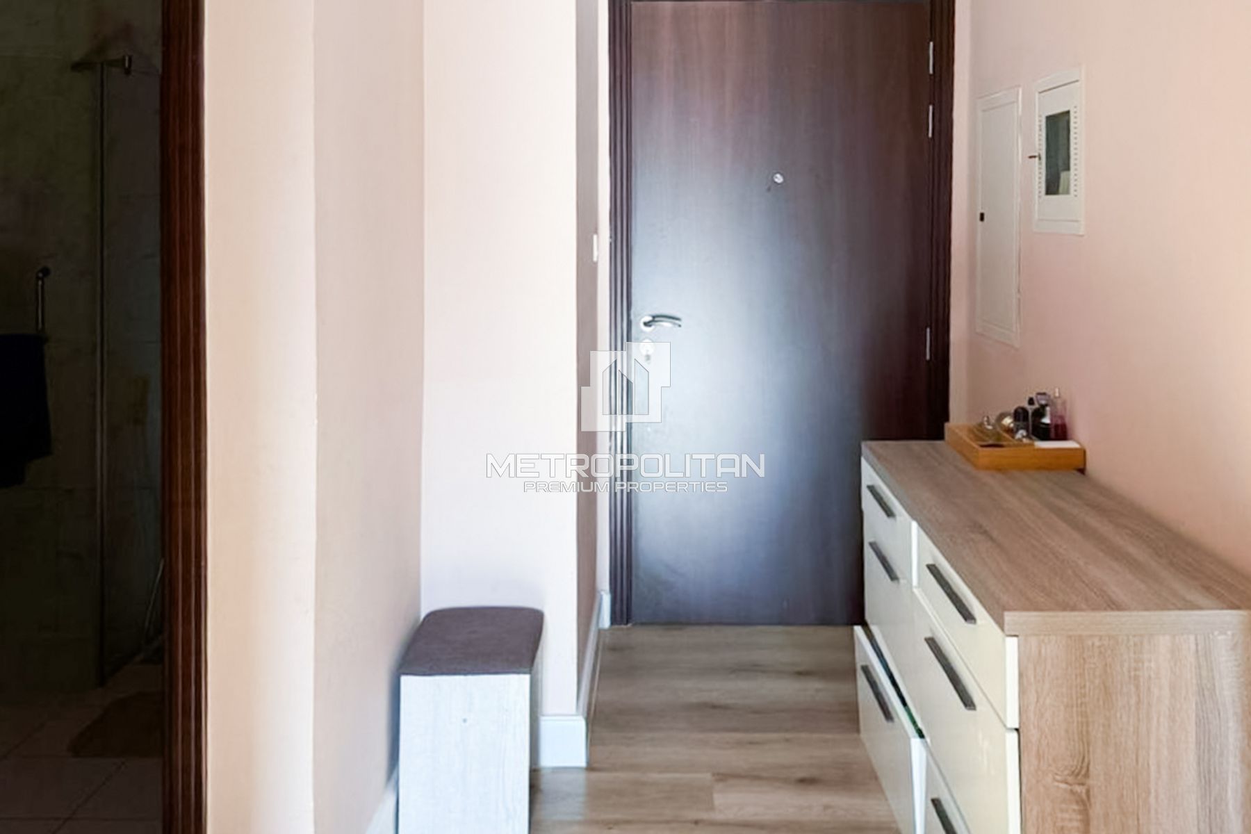 Upgraded | Large Layout | Vacant | Maids Room photo-10