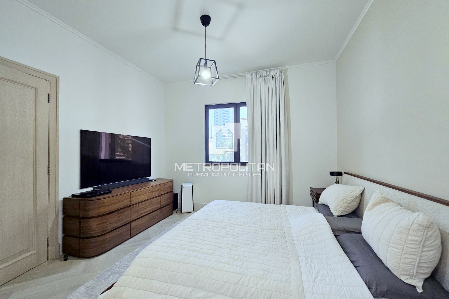 Full  Burj Views| Study Room| Fully Upgraded| VOT photo-6