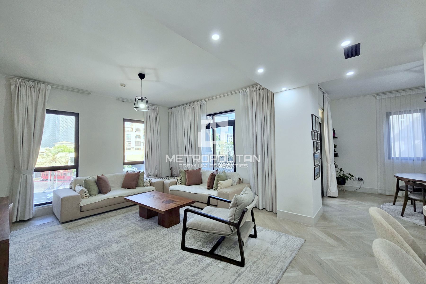 Full  Burj Views| Study Room| Fully Upgraded| VOT photo-11