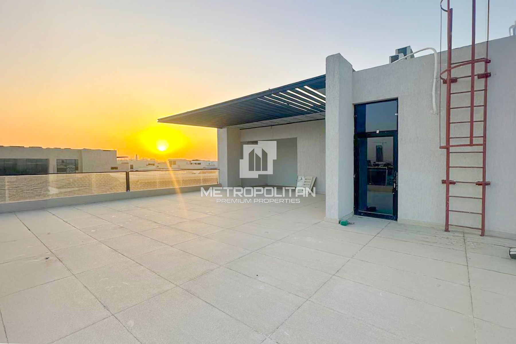 5BR Villa for Sale in Jumeirah Park – MPS-44708 photo-9