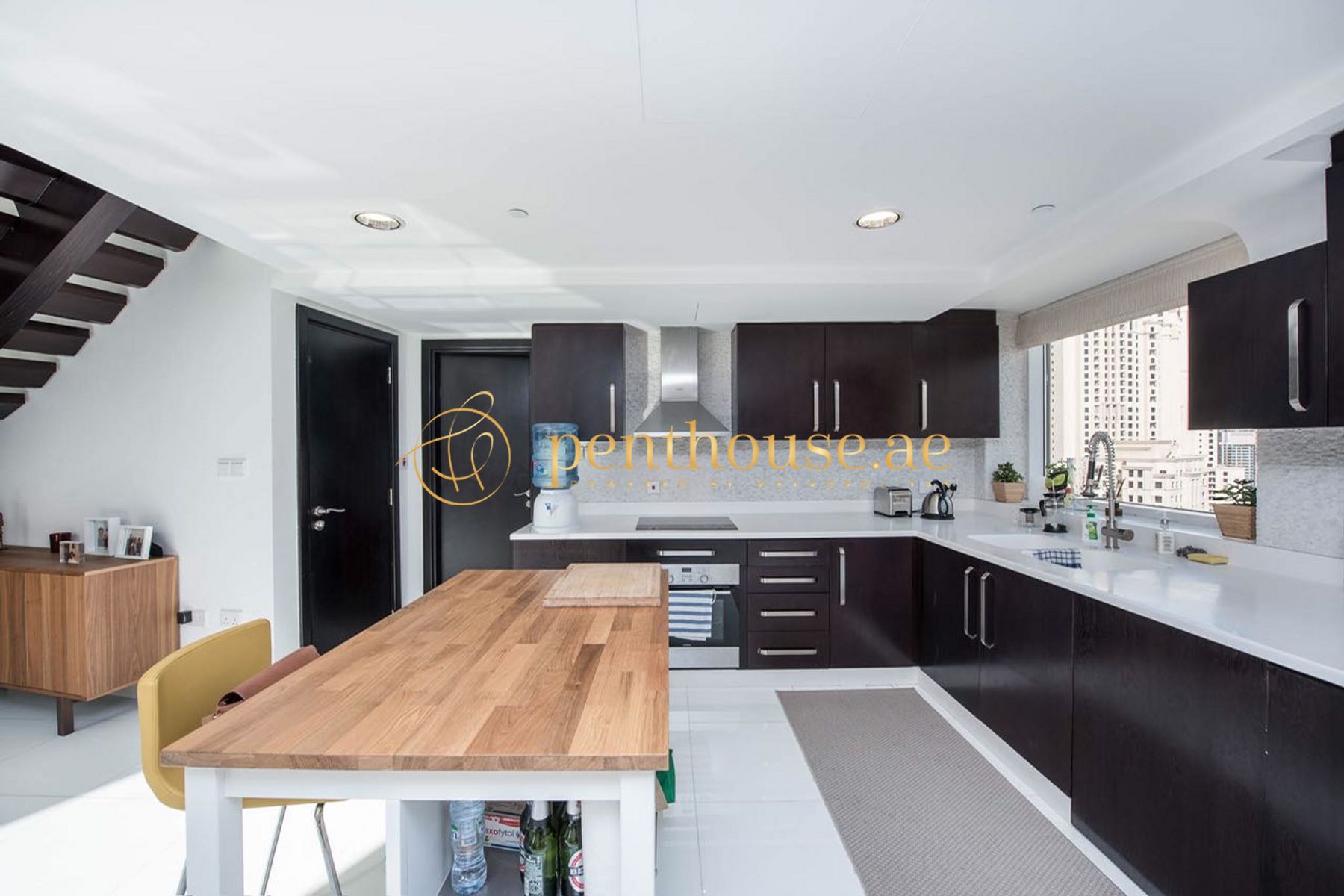 High Floor | Fully Upgraded | Marina View photo-3