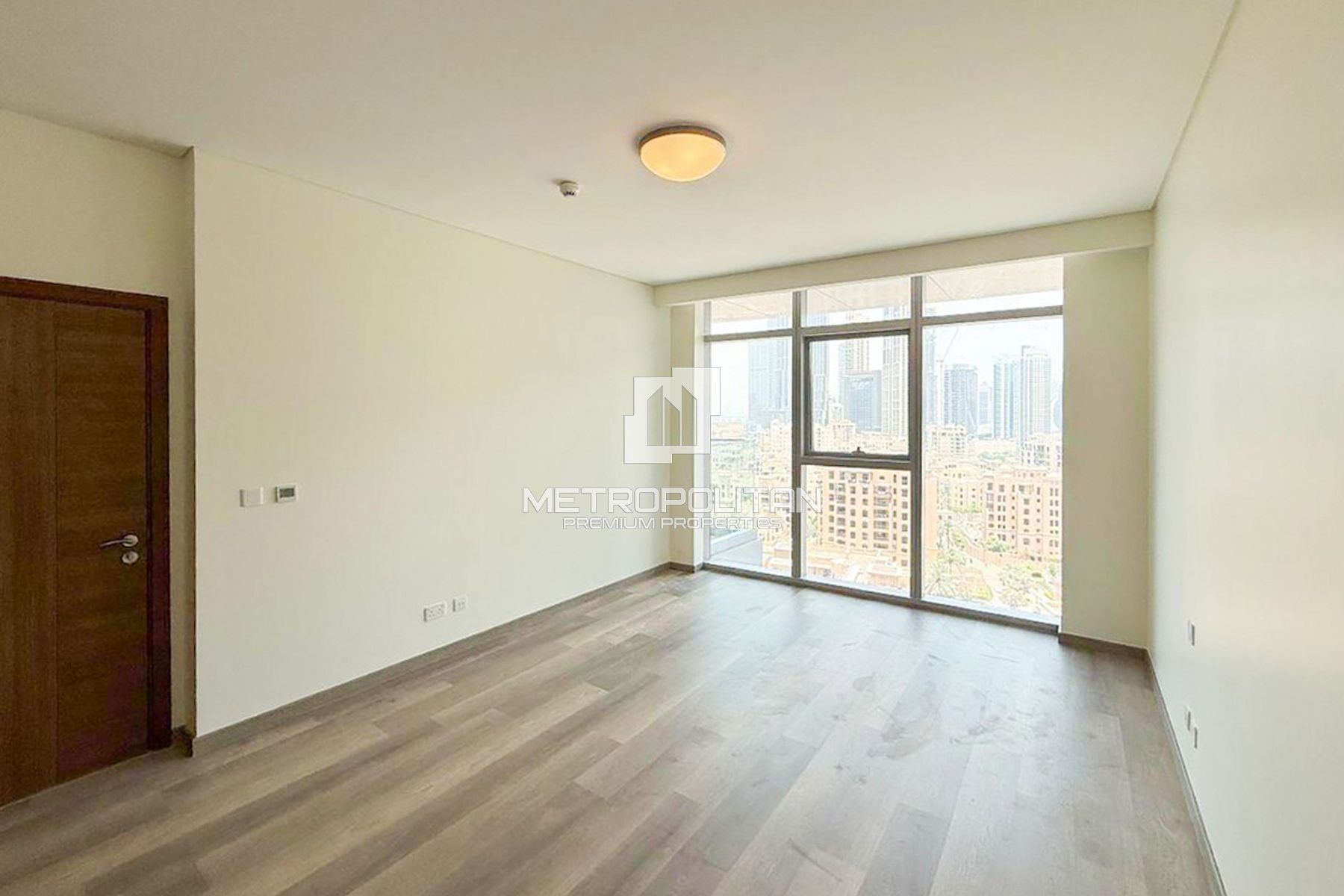 2 Bed | Ensuite Bathrooms | Beautiful Layout photo-3