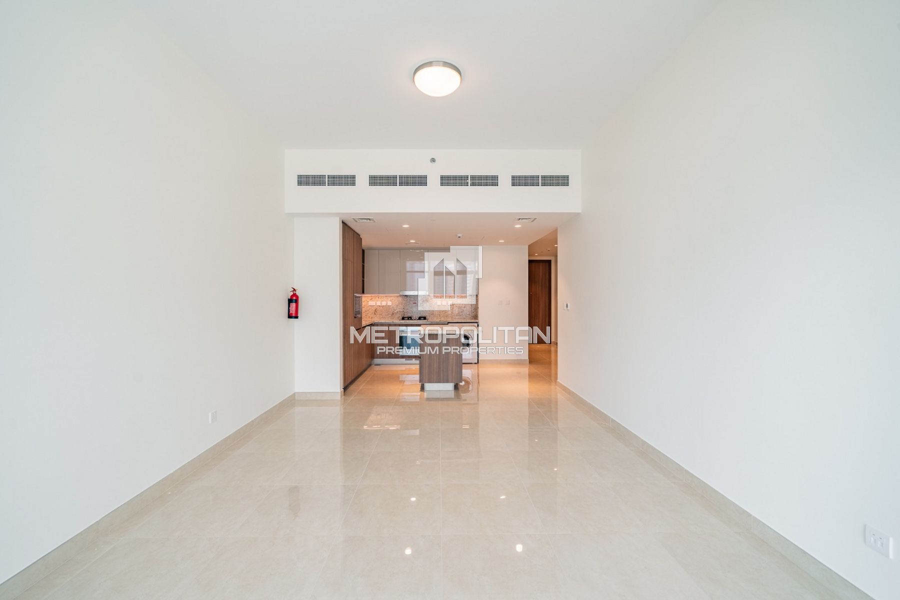 Burj Khalifa View | Luxury Apartment | Prime Area photo-1