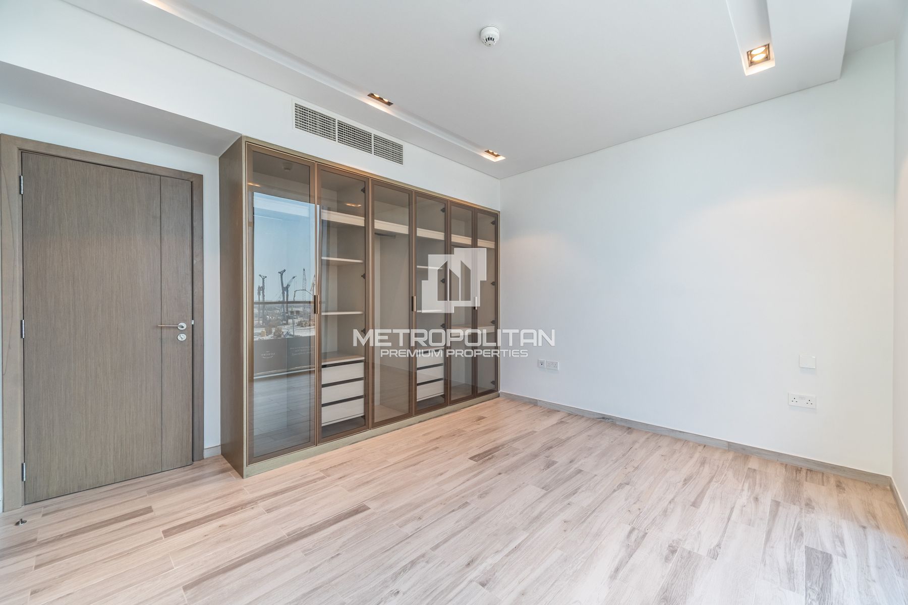 Brand New | Corner Townhouse |W/Kitchen Appliances photo-6