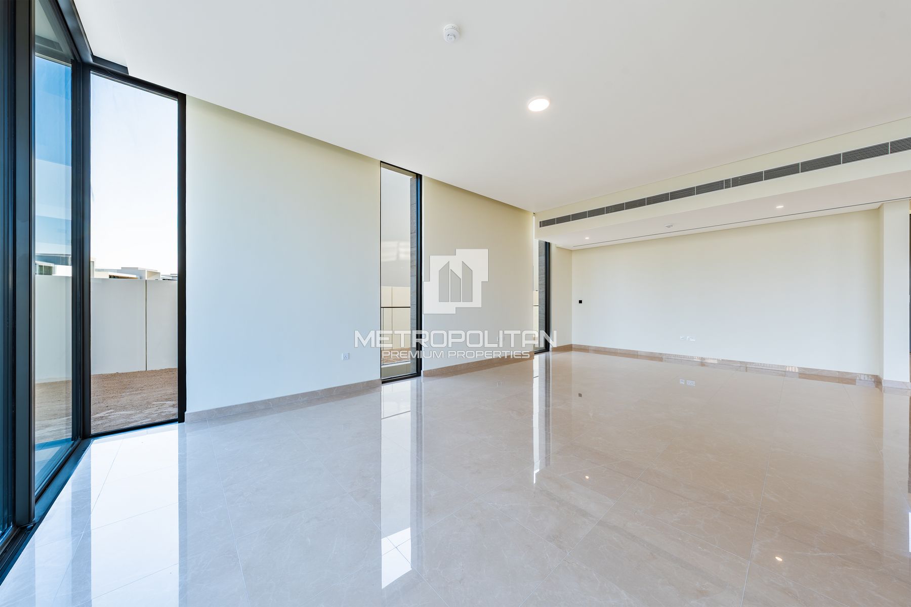 Premium Single Row|Panoramic Lake View| Rare Villa photo-12