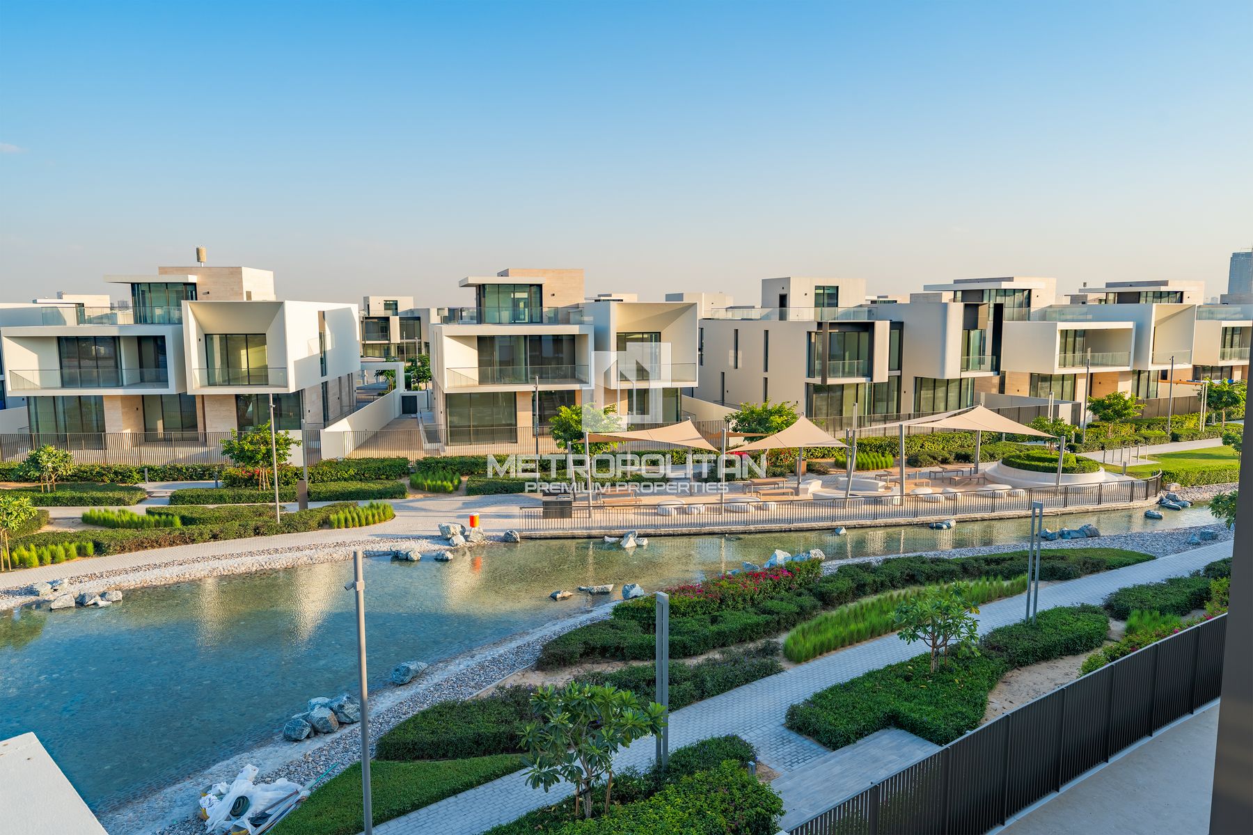 Premium Single Row|Panoramic Lake View| Rare Villa photo-3