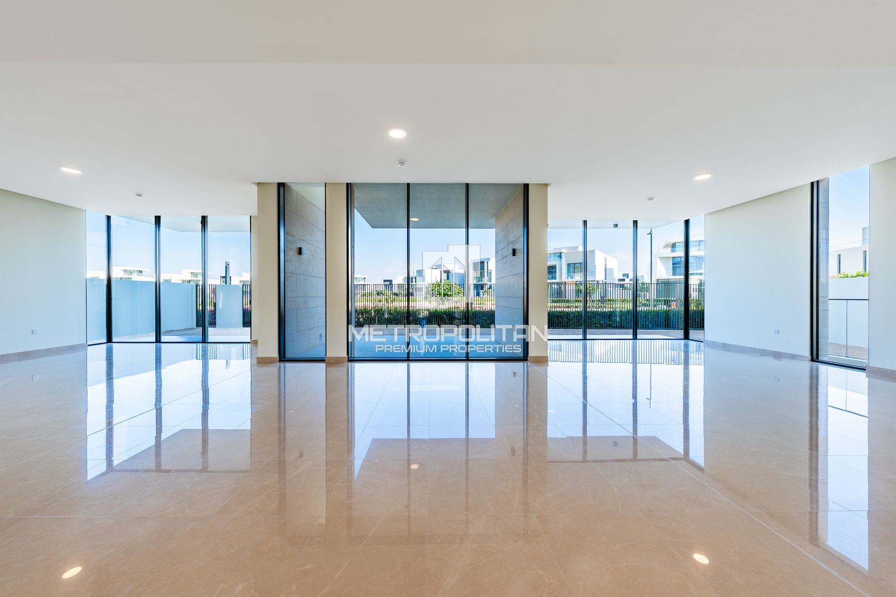 Premium Single Row|Panoramic Lake View| Rare Villa photo-8