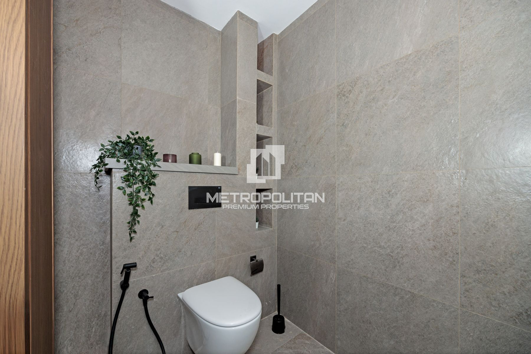 Investor Deal | 8.25% Rental ROI | Fully Upgraded photo-15