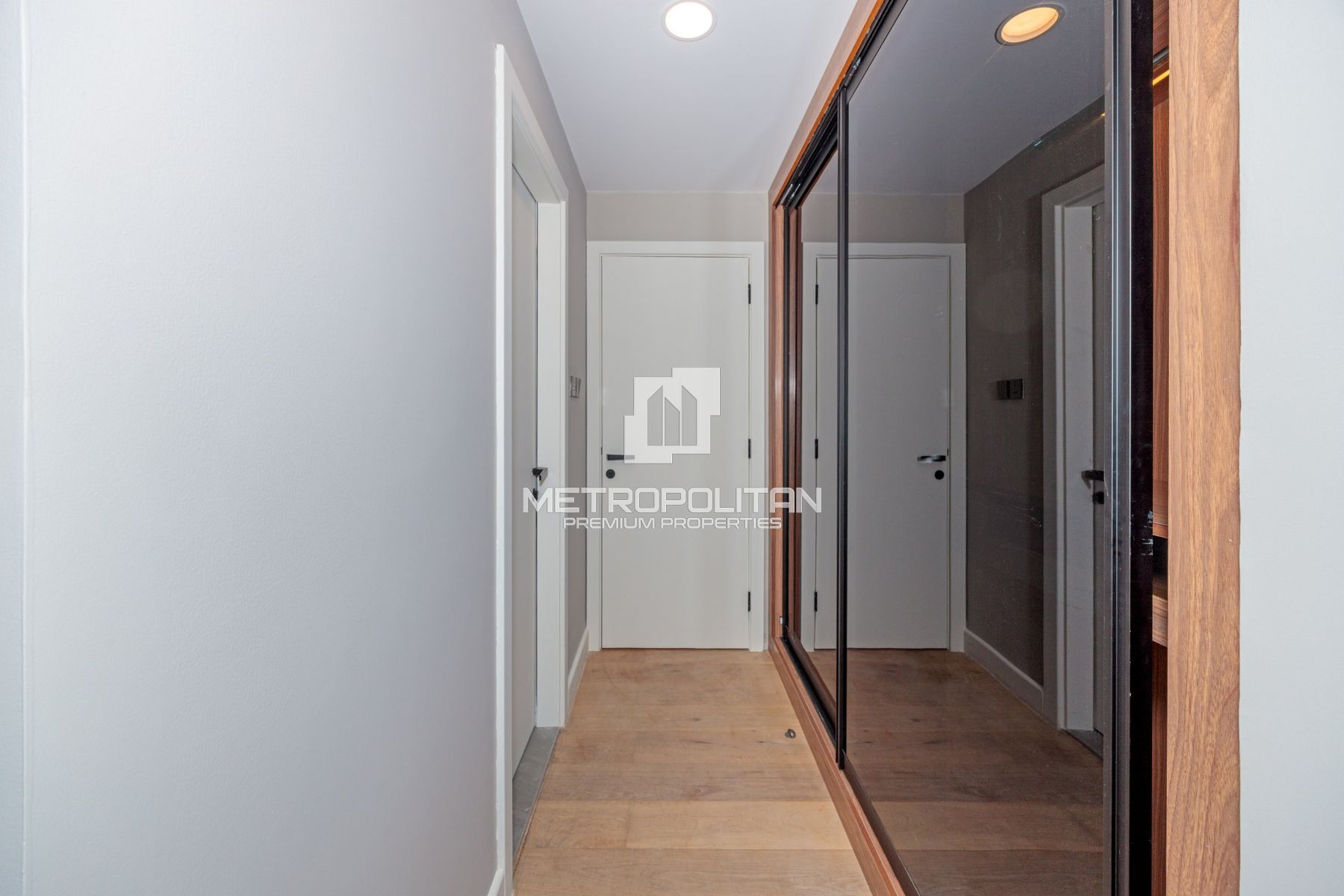 Investor Deal | 8.25% Rental ROI | Fully Upgraded photo-19