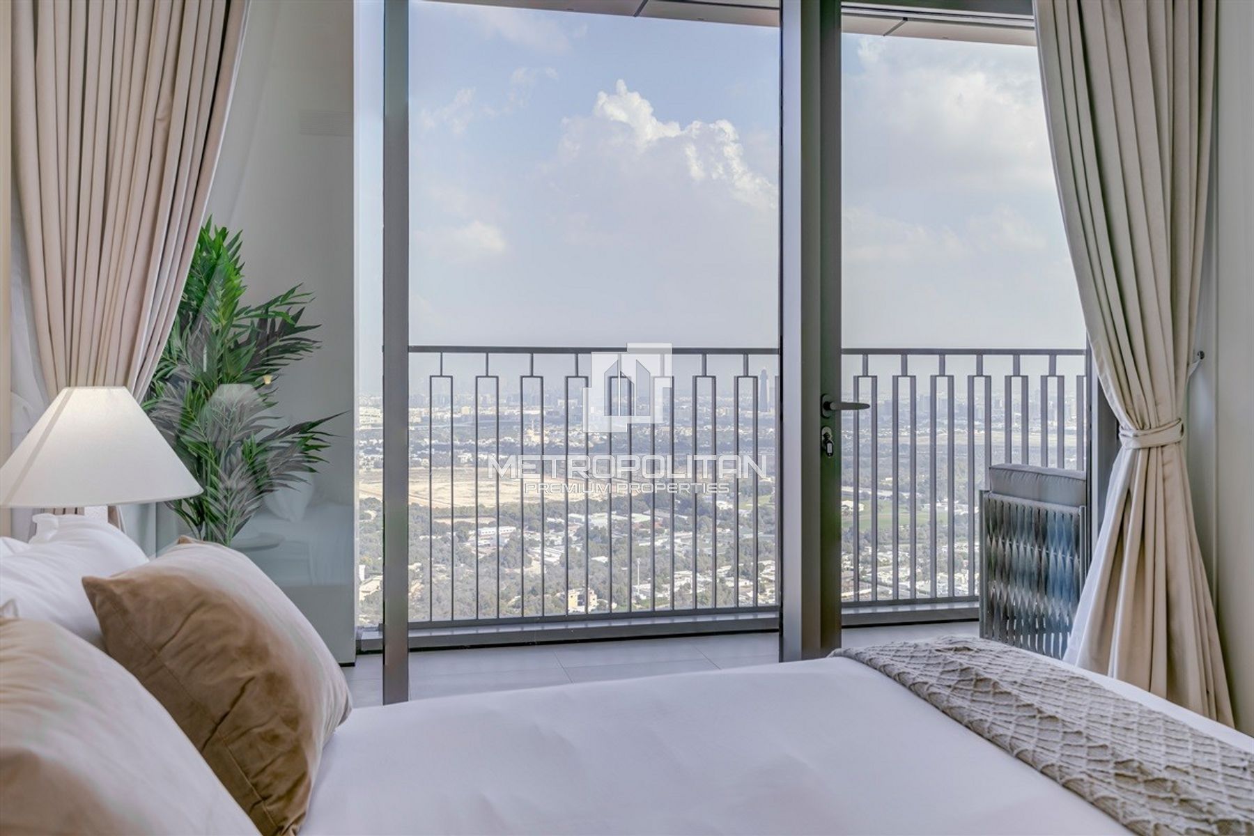 1BR Apartment for Sale in Downtown Dubai – MPS-44960 photo-1