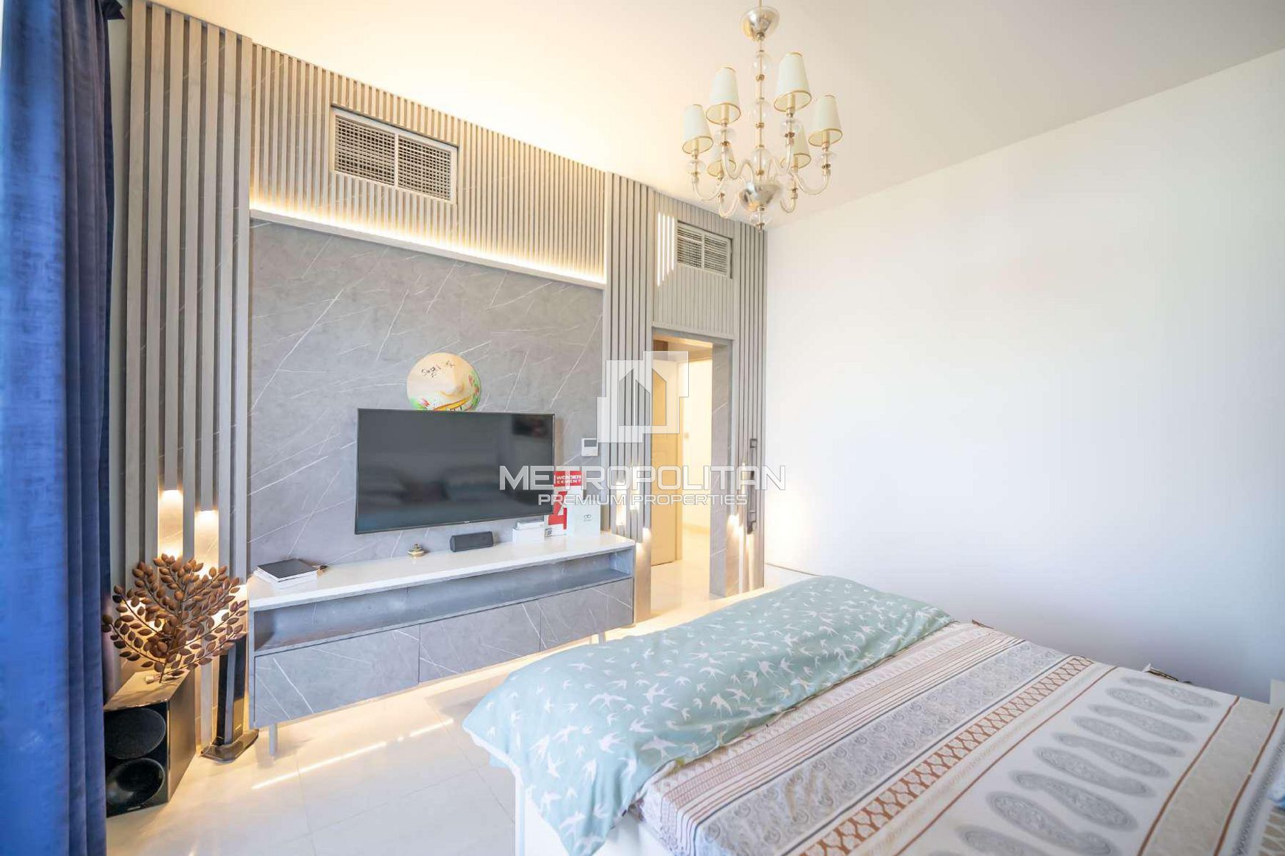 Upgraded | Fully Furnished | Burj Khalifa View photo-9