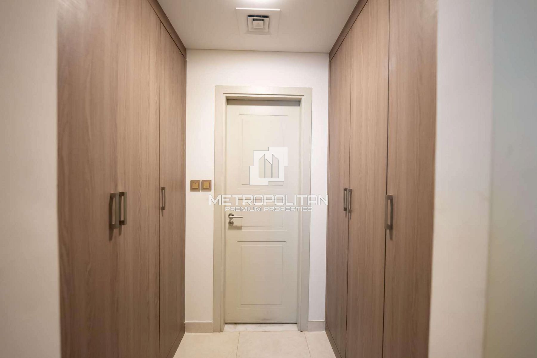 Upgraded | Fully Furnished | Burj Khalifa View photo-10