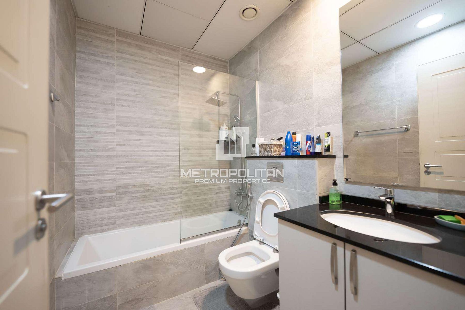 Upgraded | Fully Furnished | Burj Khalifa View photo-13