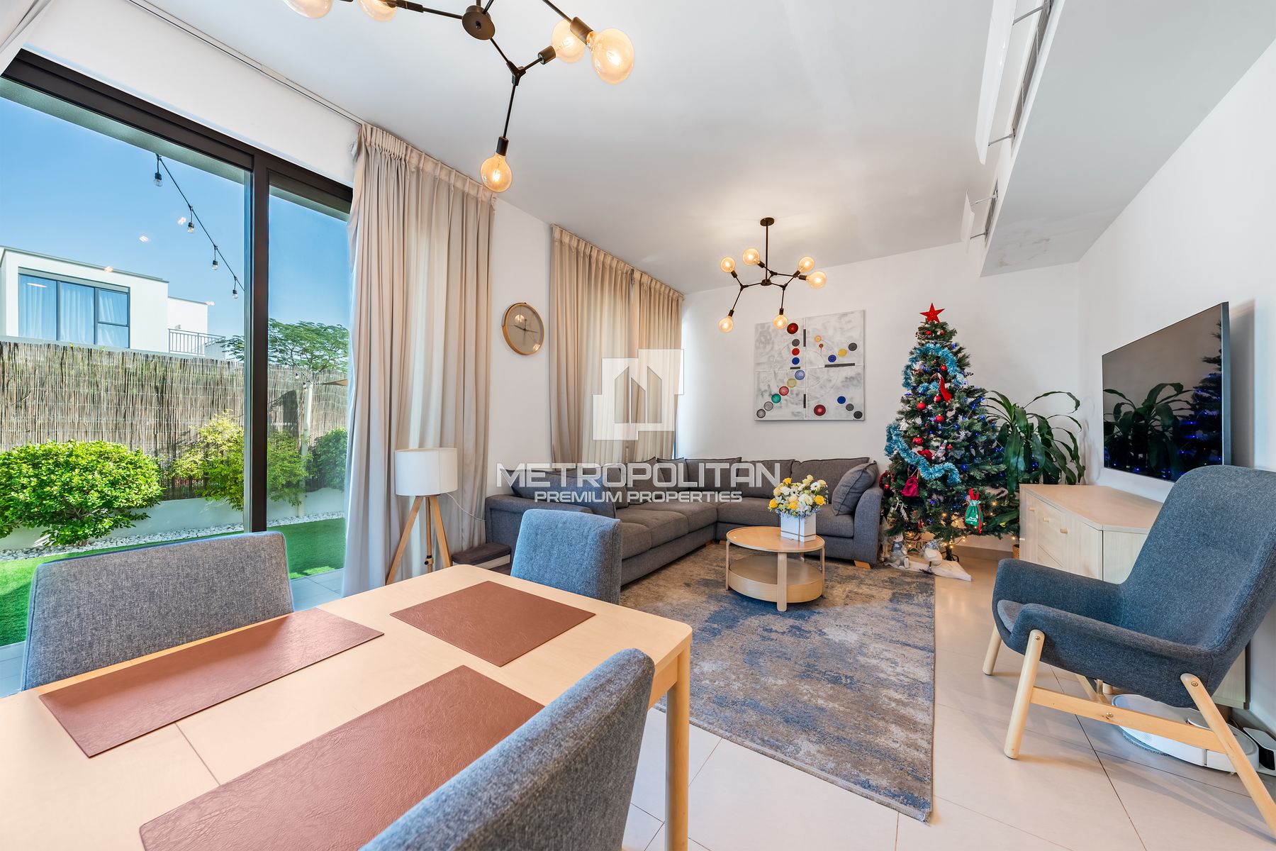 Corner Haven | Single Row | Green Outlook photo-2