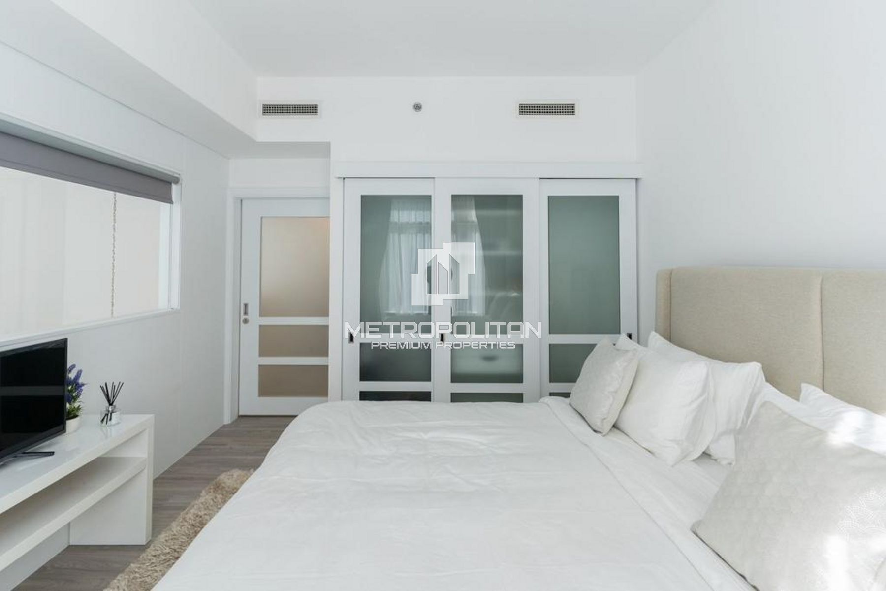 Image - The Lofts East, Downtown Dubai, Дубай | Project - Дюплекс