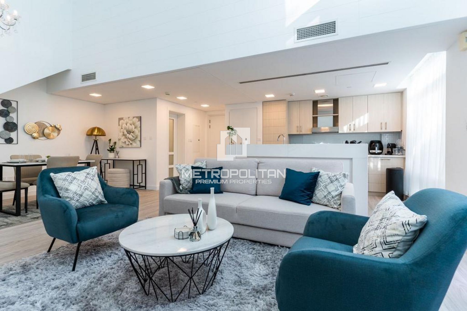 Image - The Lofts East, Downtown Dubai, Дубай | Project - Дюплекс