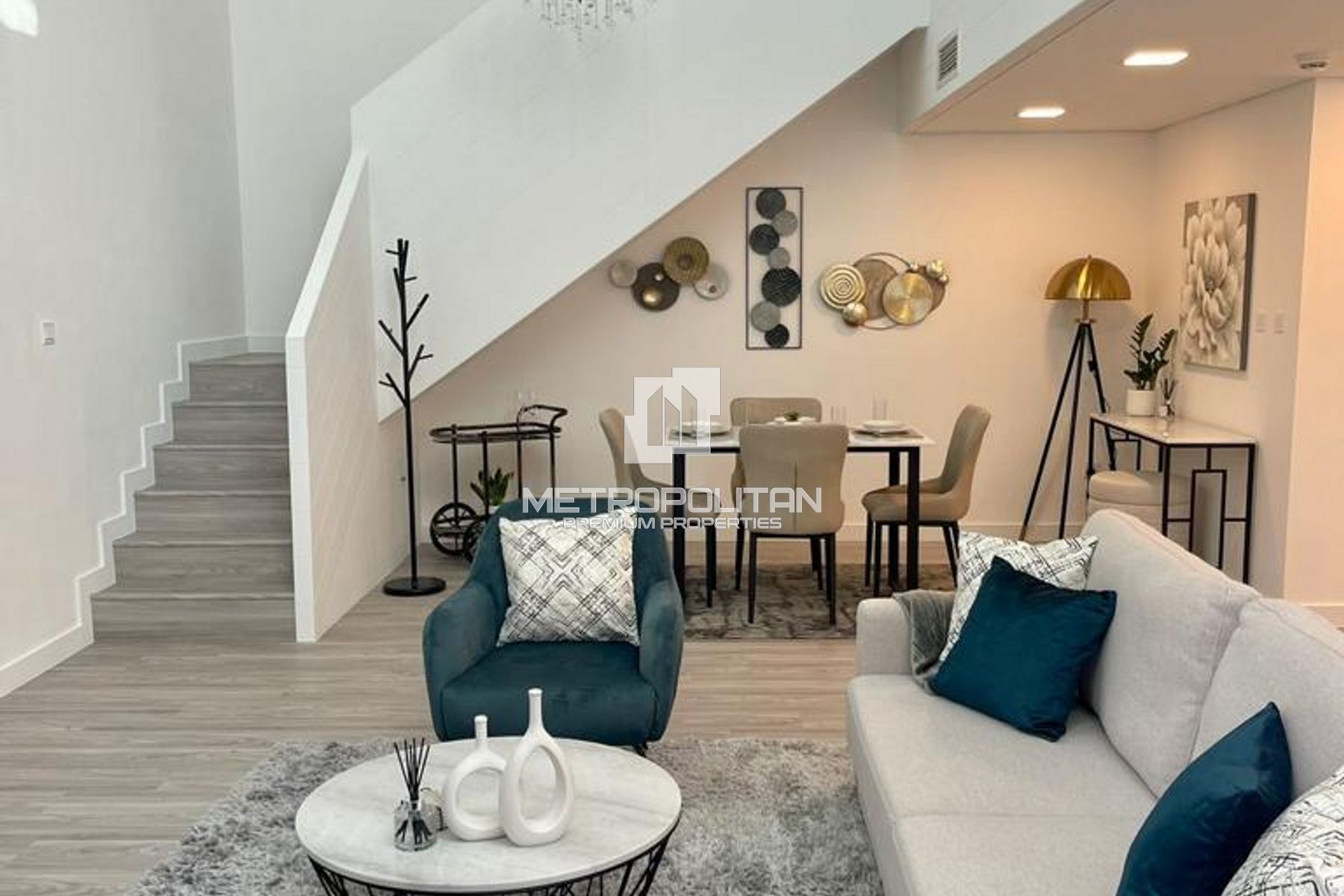 Image - The Lofts East, Downtown Dubai, Дубай | Project - Дюплекс