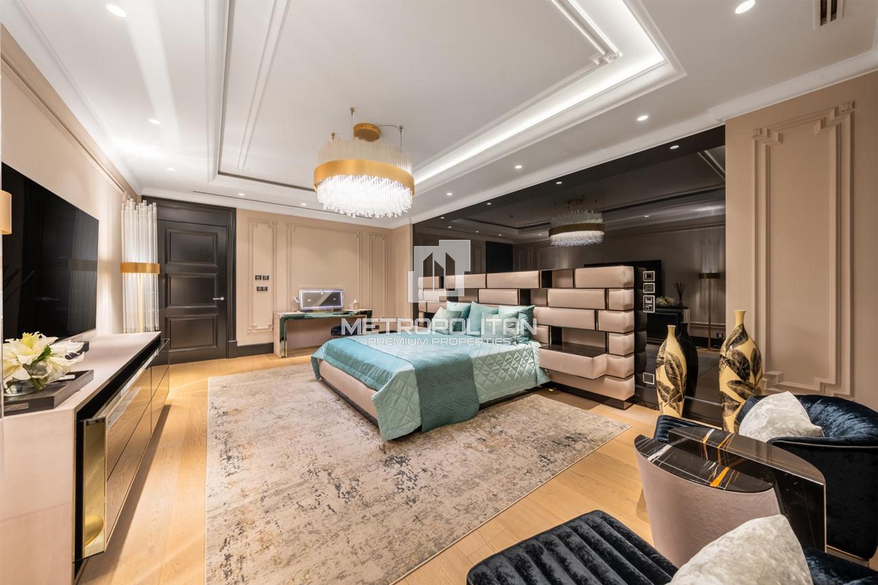 Image - XXII Carat, Palm Jumeirah, Dubai | Project - Villa