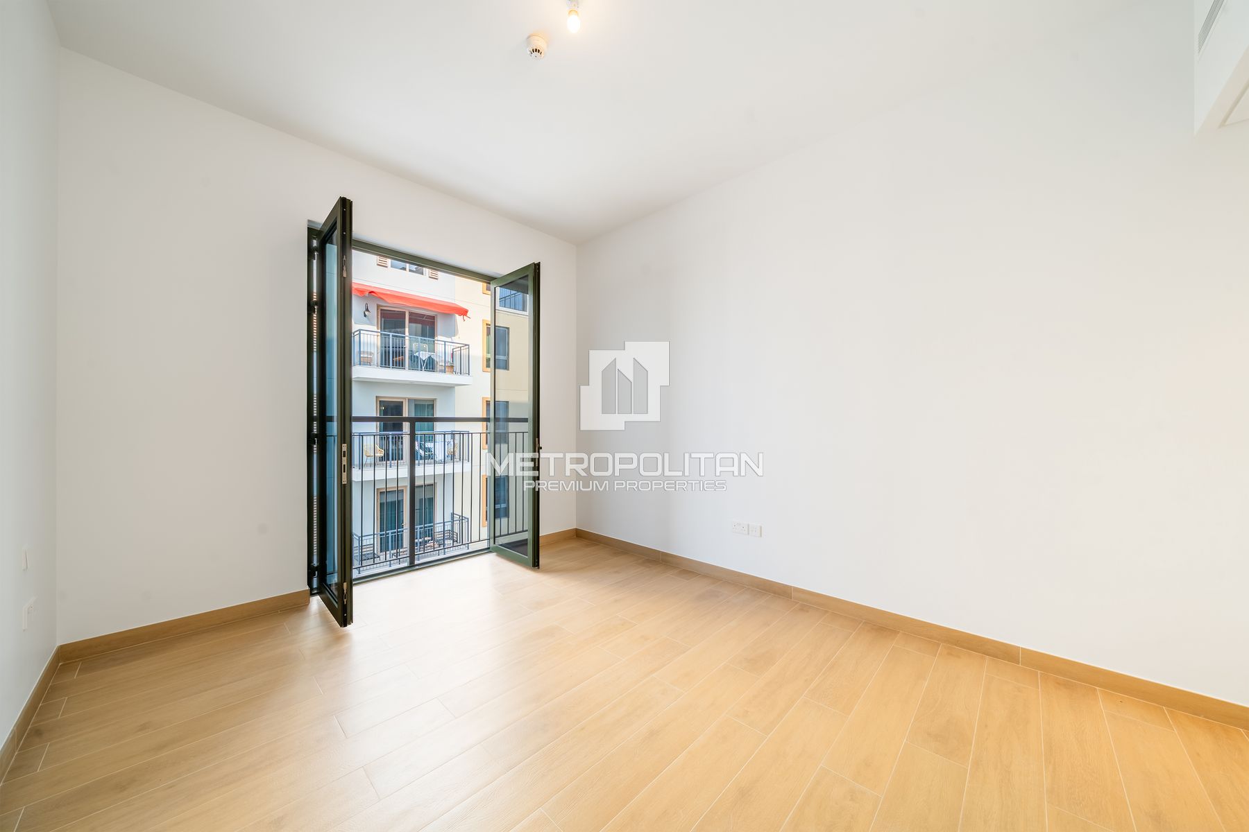 Marina View | Exclusive | Brand New | Vacant photo-4