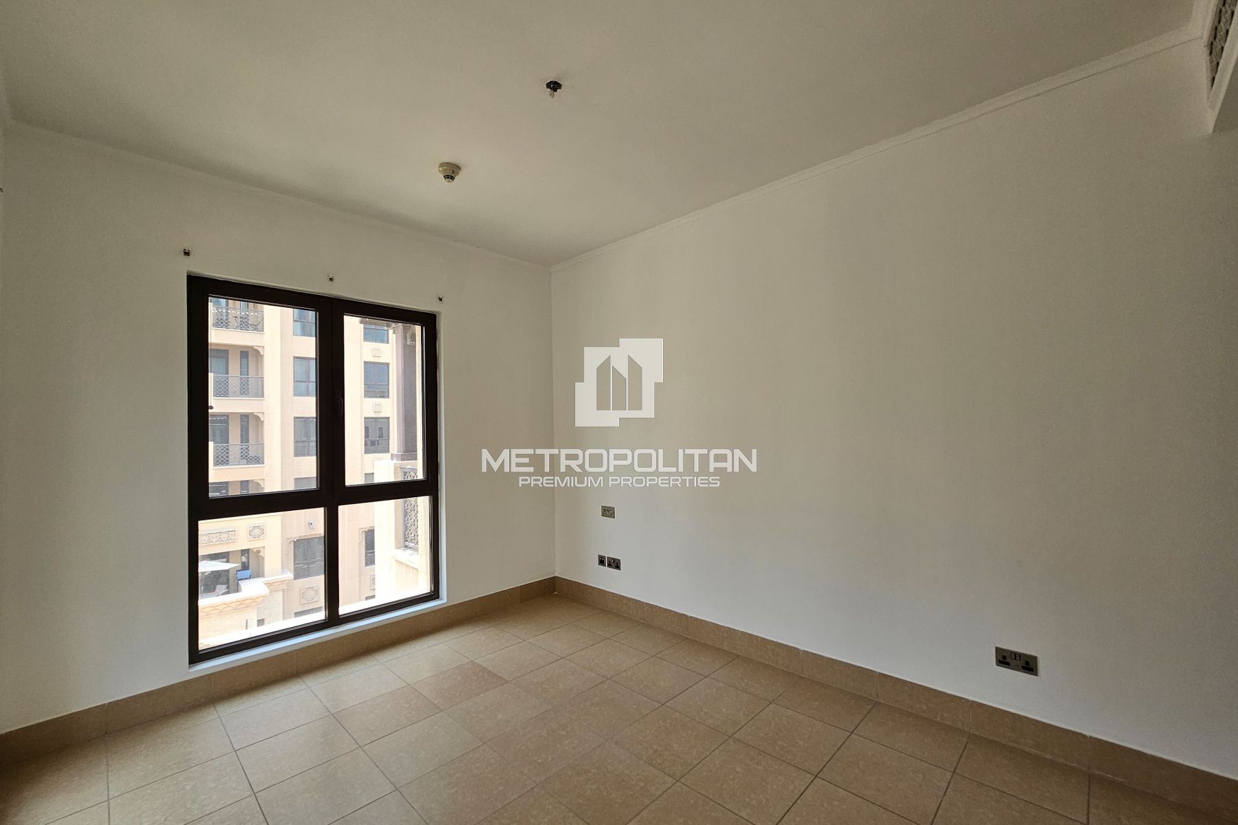 Large Layout |  Area Specialist | Well Maintained photo-1