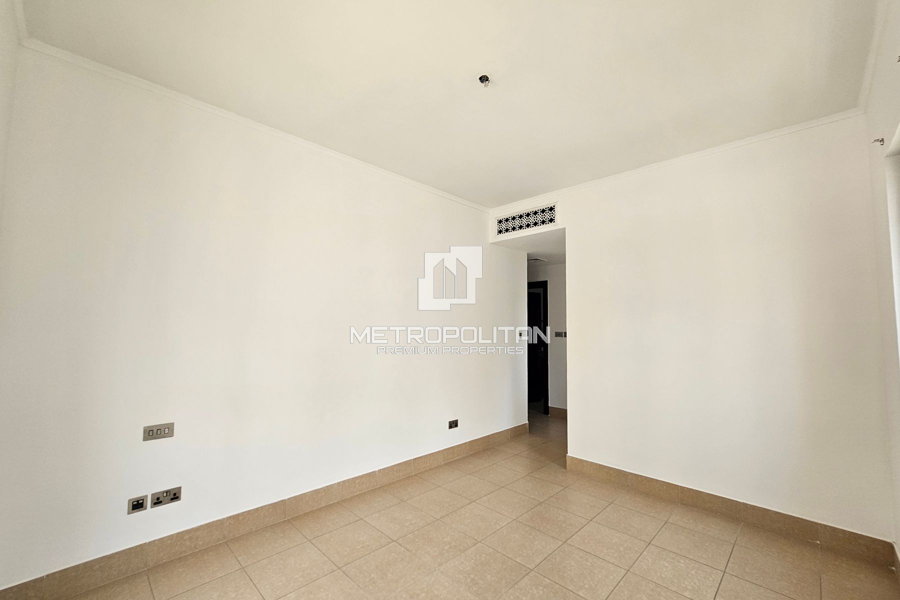 Large Layout |  Area Specialist | Well Maintained photo-10