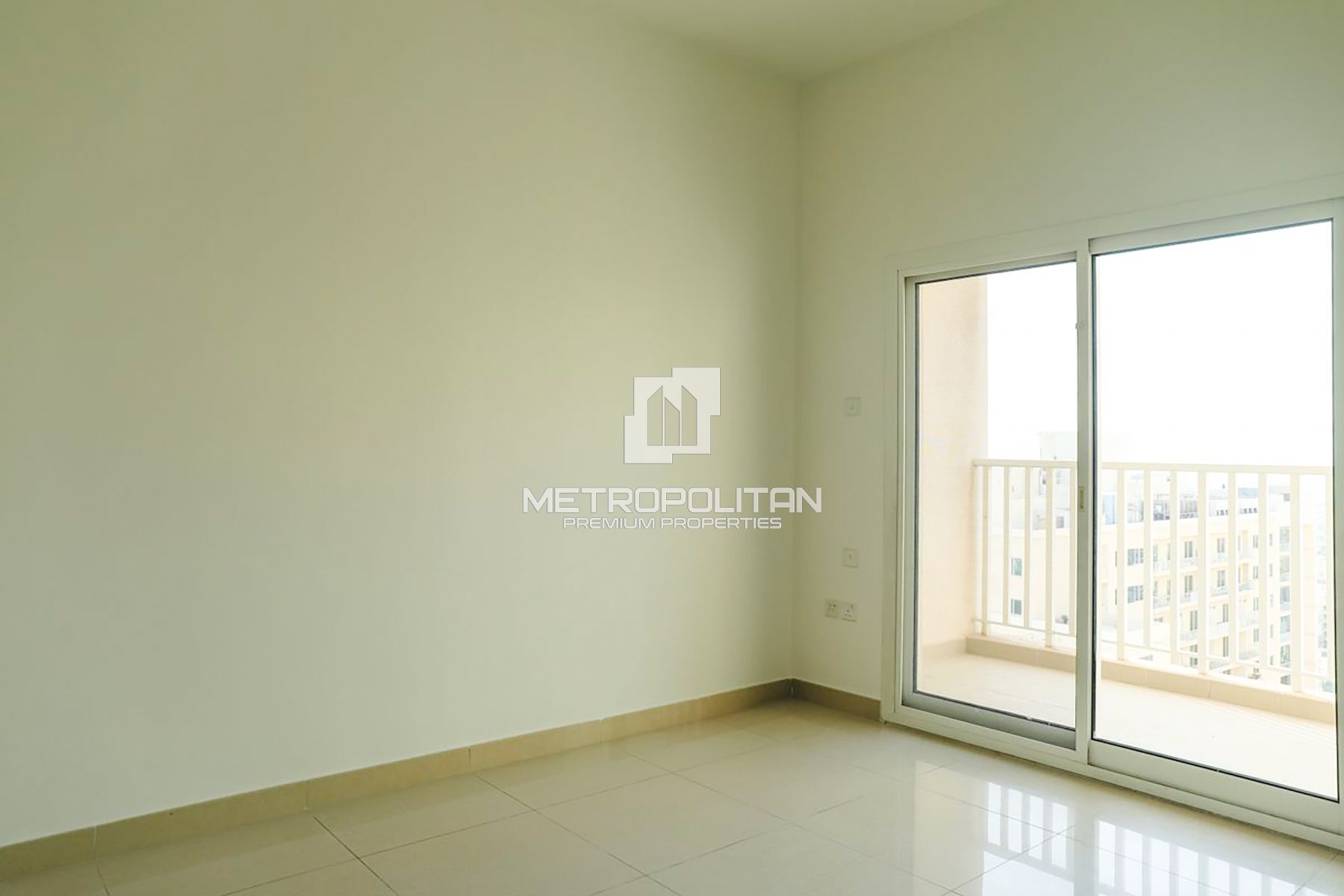 Vacant | High Floor | Motivated Seller