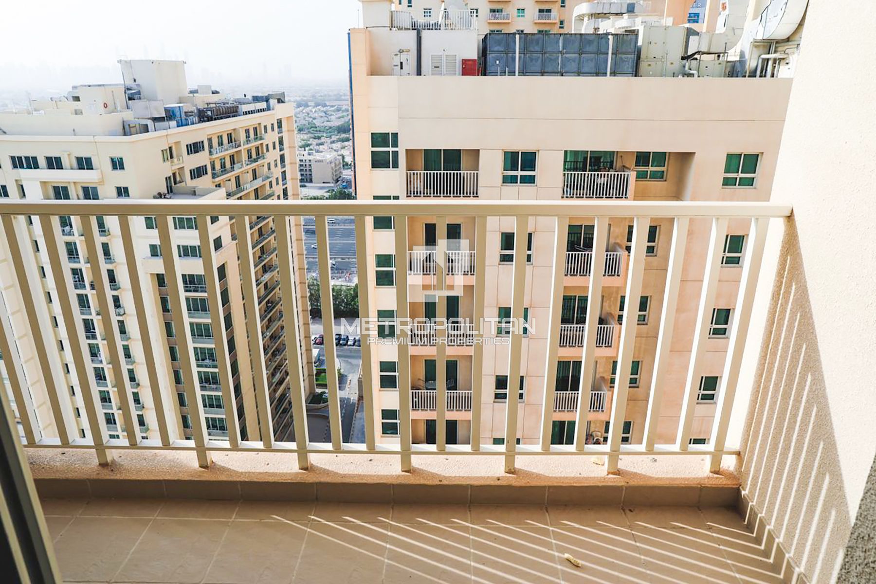 Vacant | High Floor | Motivated Seller