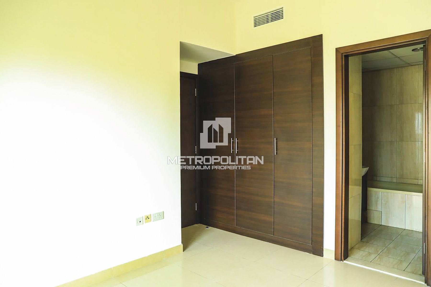 شقة للبيع في Centrium Tower 4، Dubai Production City (IMPZ) - MPS-45084