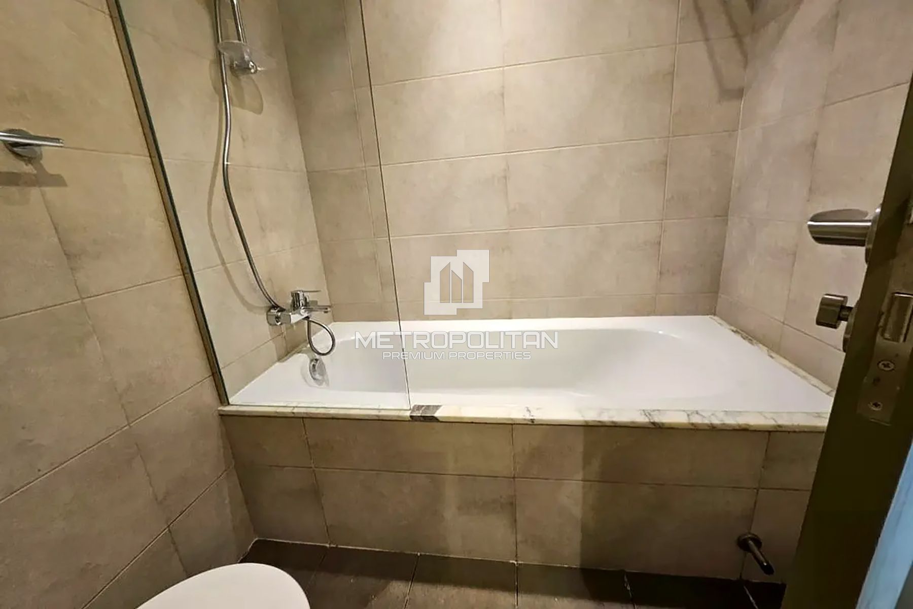 Image - Paramount Tower Hotel & Residences, Business Bay, Dubai | Project - Apartment