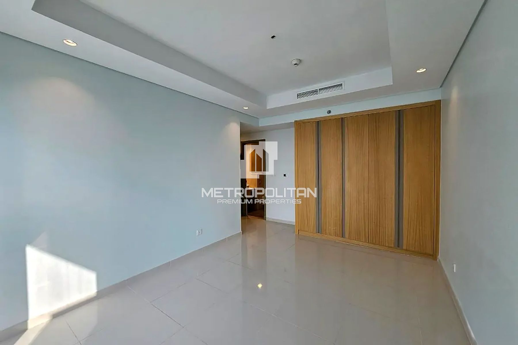 Image - Paramount Tower Hotel & Residences, Business Bay, Dubai | Project - Apartment