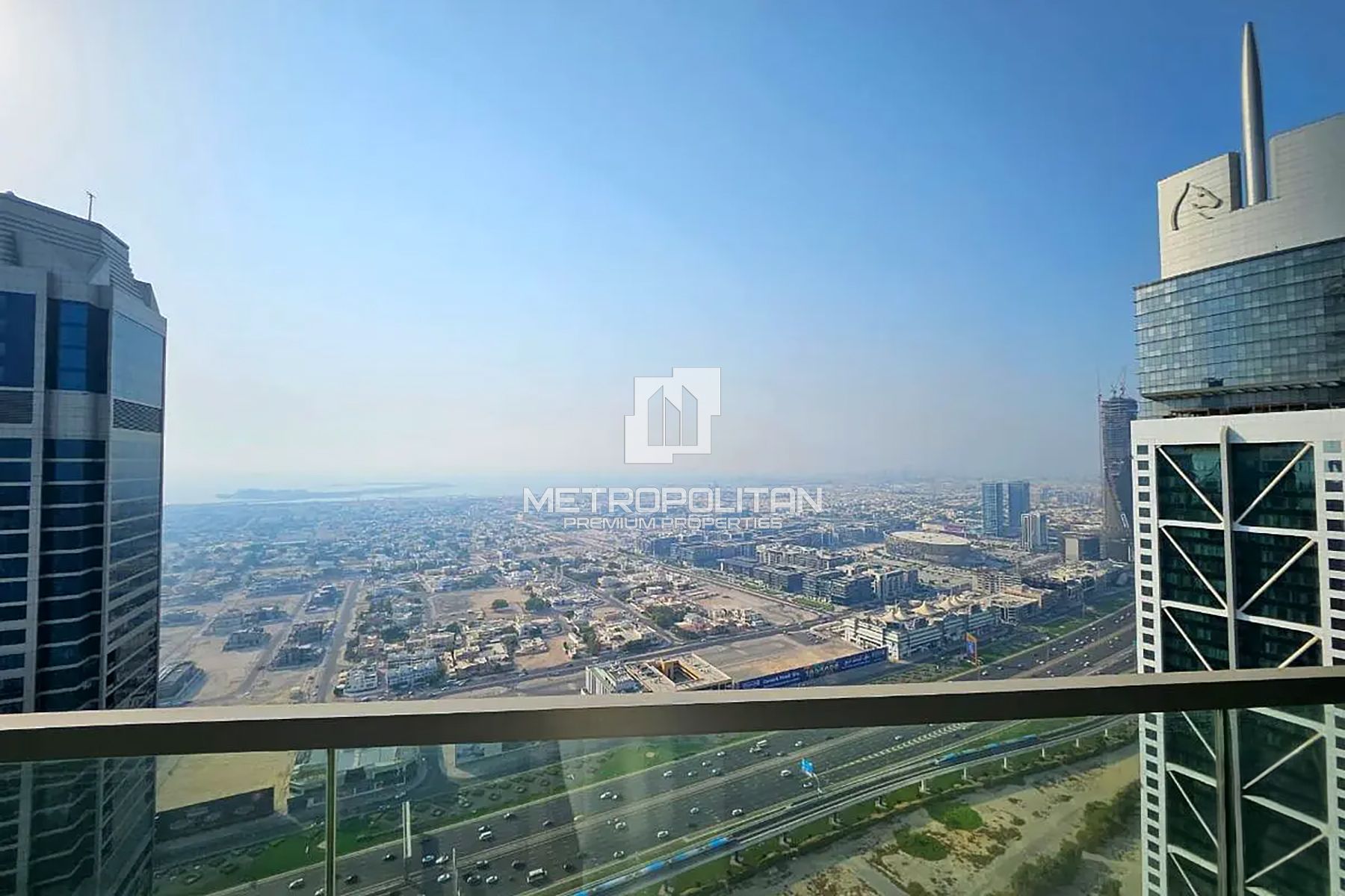 Image - Paramount Tower Hotel & Residences, Business Bay, Dubai | Project - Apartment