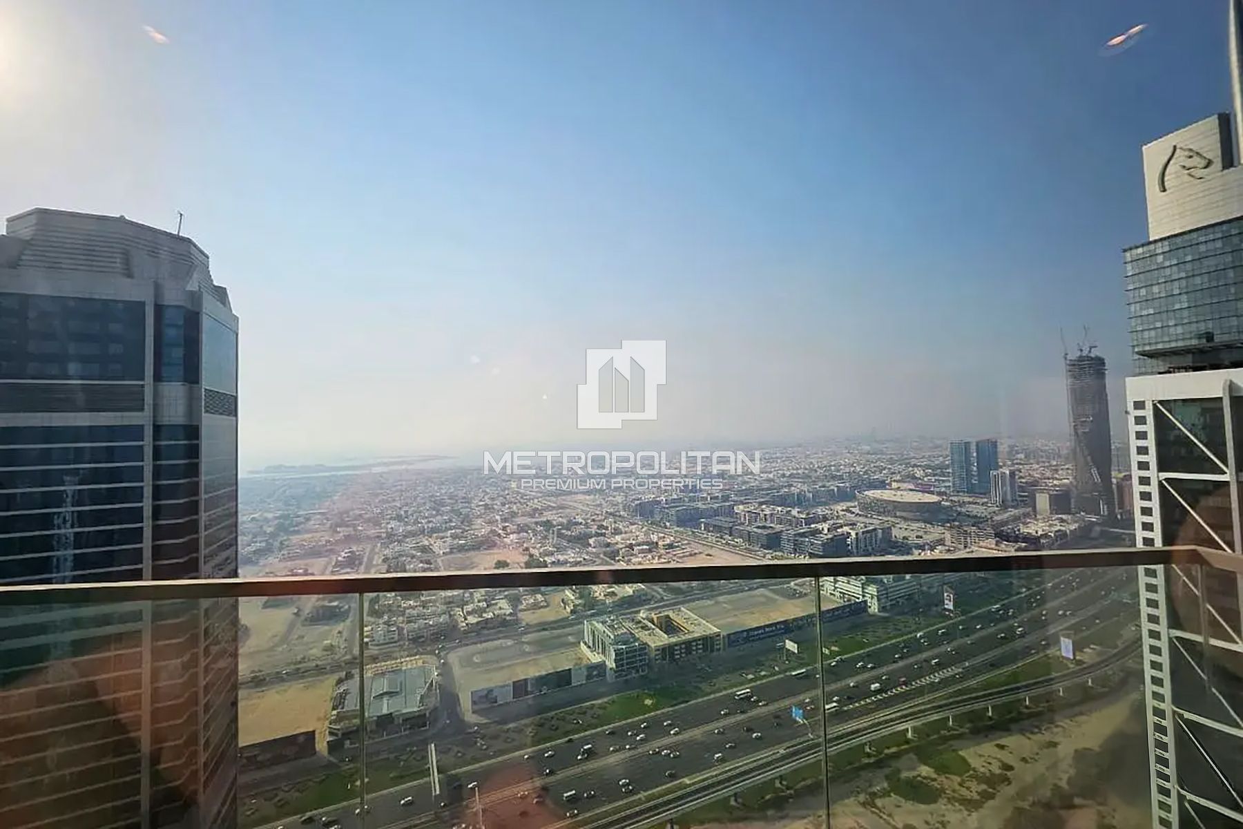Image - Paramount Tower Hotel & Residences, Business Bay, Dubai | Project - Apartment