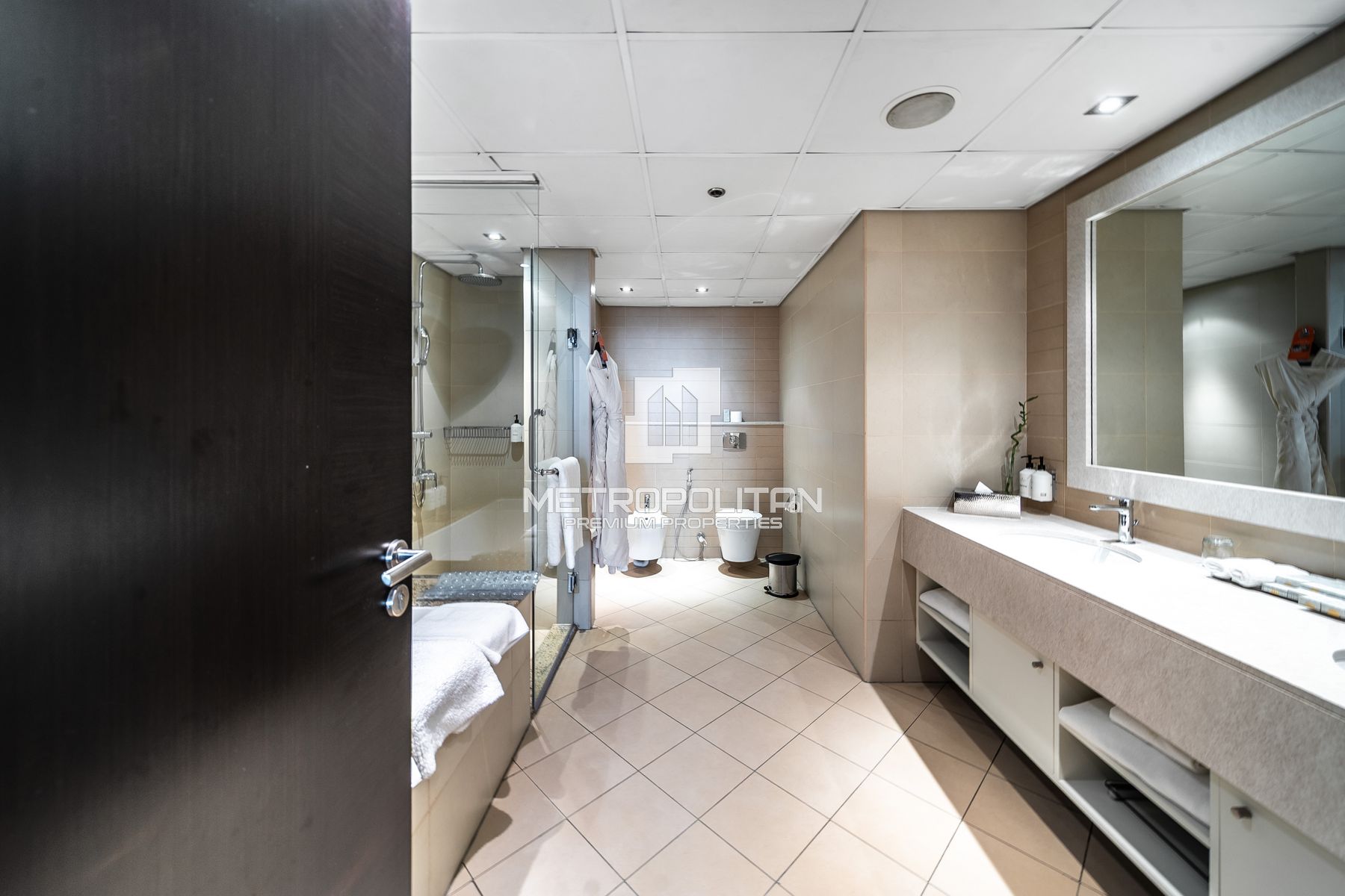 Image - Royal Amwaj Residences South, Palm Jumeirah, Dubai | Project - Apartment