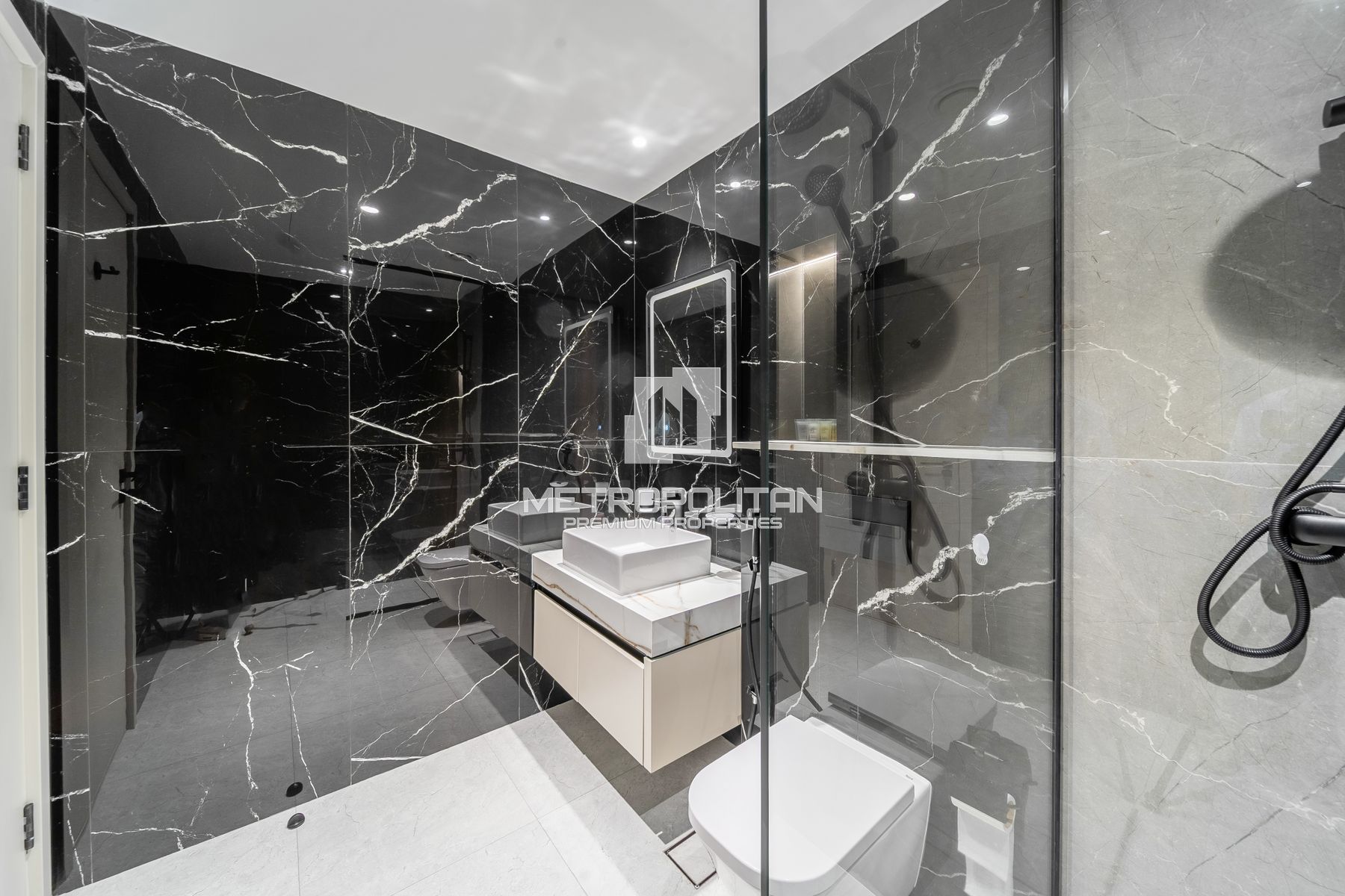 Image - Marina Vista, Dubai Harbour, Dubai | Project - Apartment