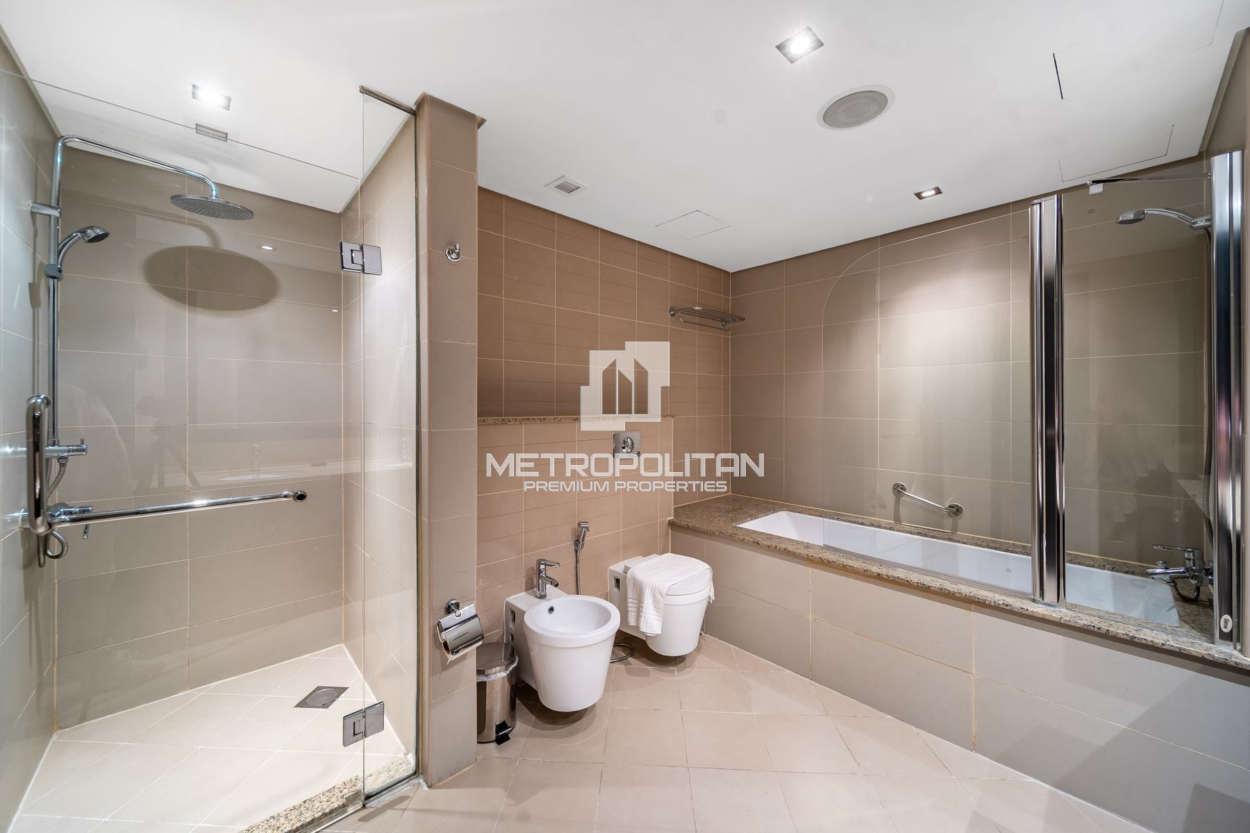 Image - Royal Amwaj Residences North, Palm Jumeirah, Dubai | Project - Appartement