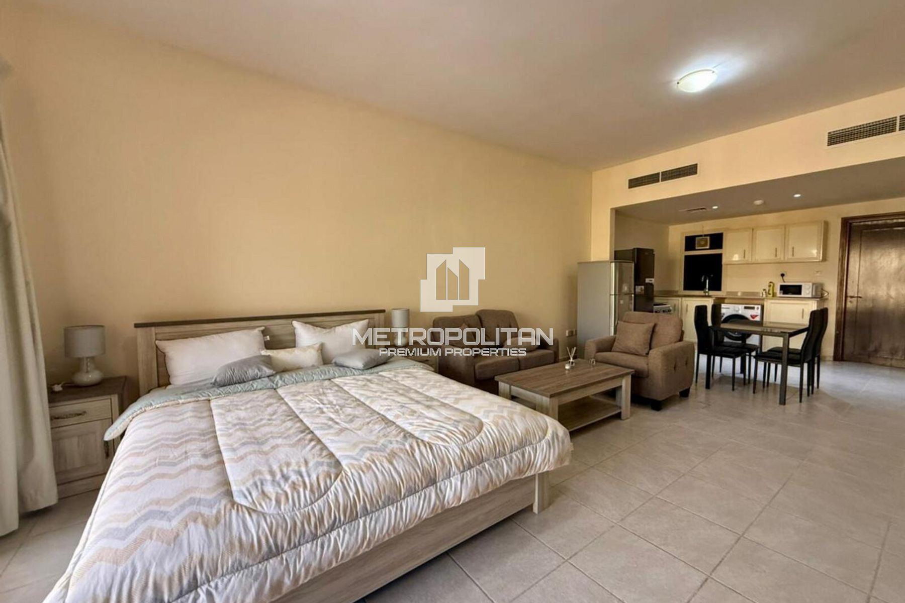 Large Studio | Hamra and Golf View | Best Price photo-9