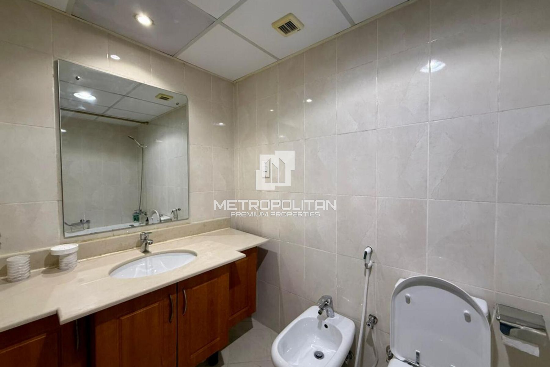 Large Studio | Hamra and Golf View | Best Price photo-11