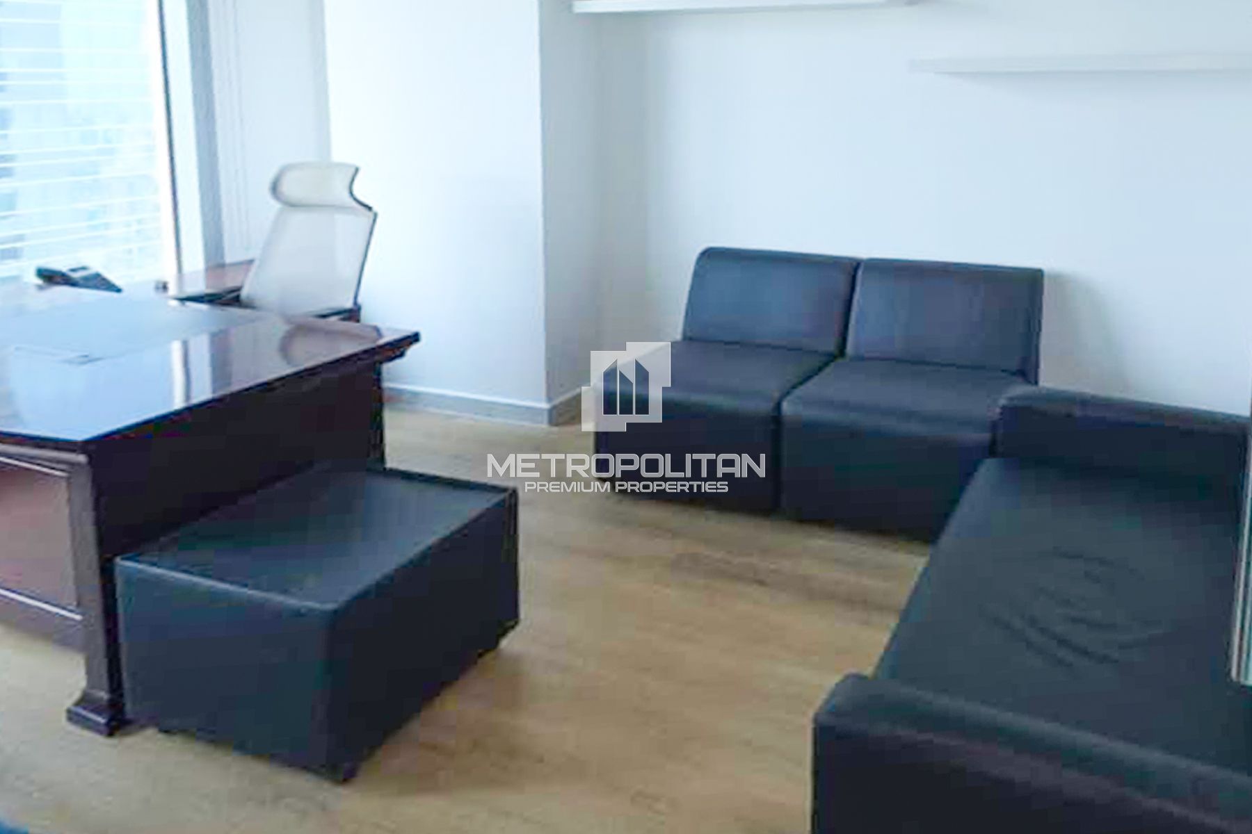 Image - Grosvenor Business Tower, Barsha Heights (Tecom), Dubai | Project - Office