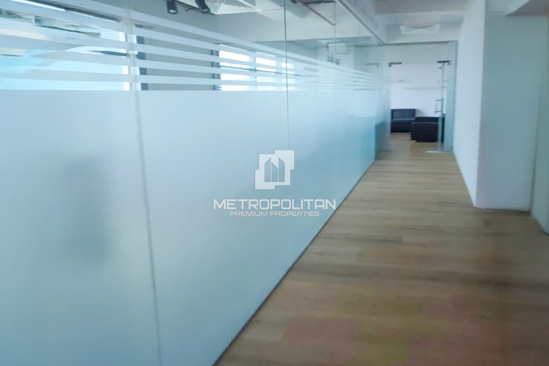 Image - Grosvenor Business Tower, Barsha Heights (Tecom), Dubai | Project - Office